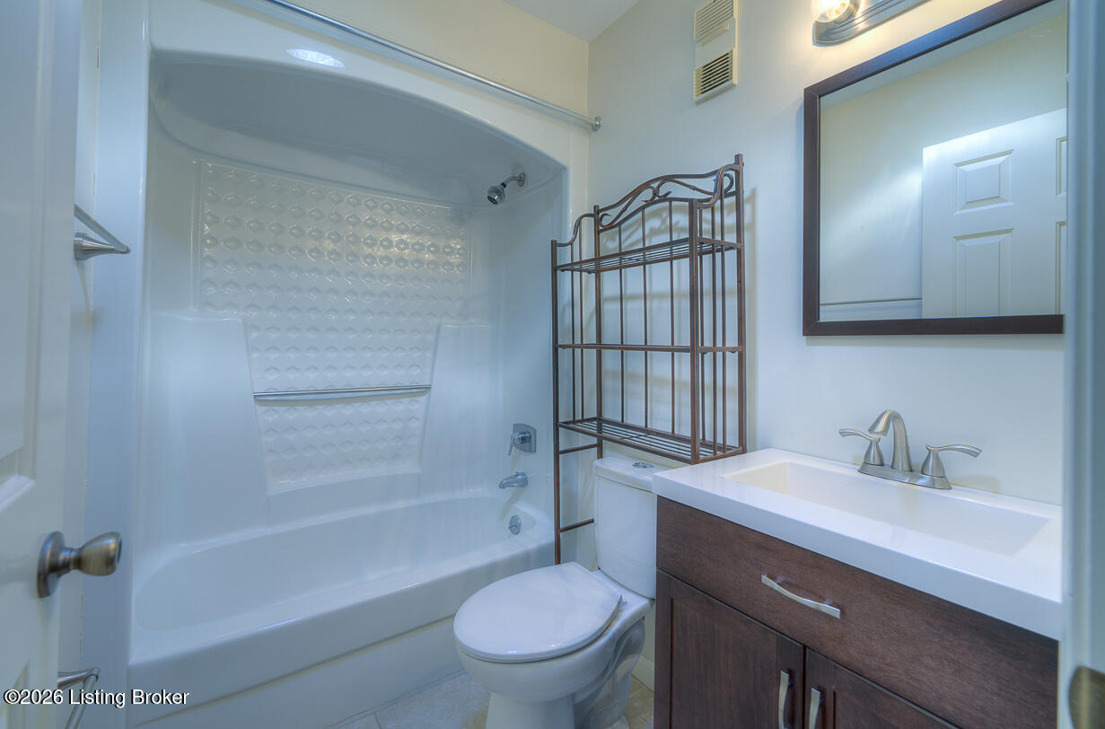 6497 Marina Dr Property Photo 27