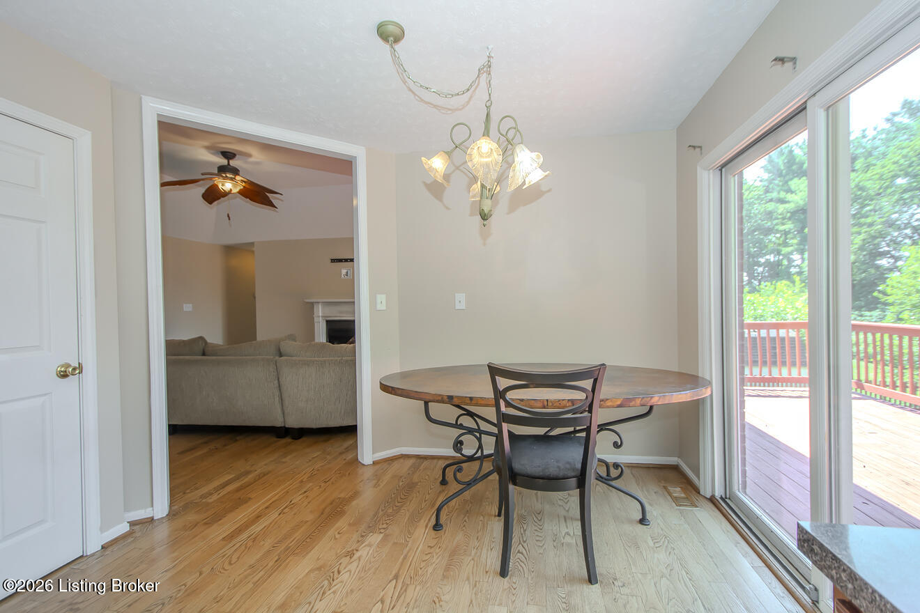 1114 Meadowridge Trail Property Photo 6