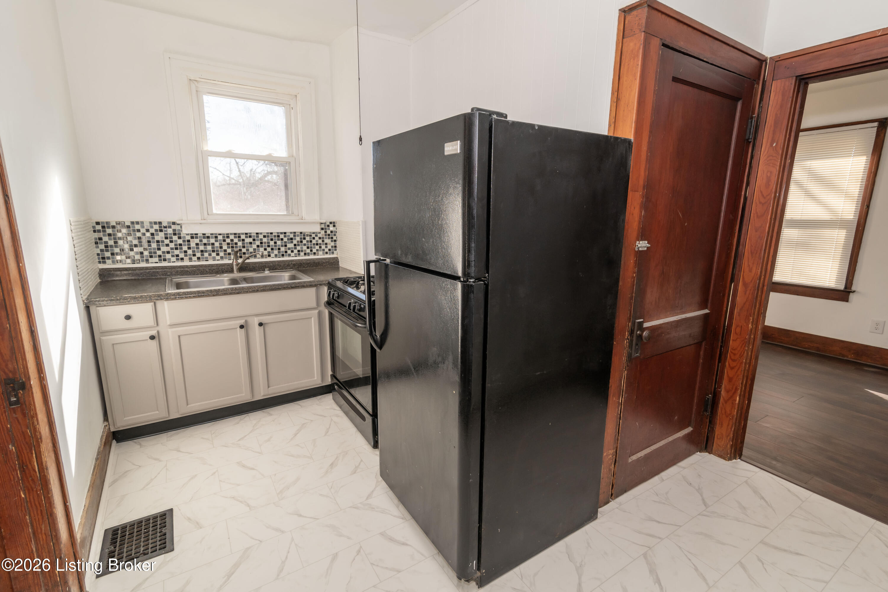 108 Mohawk Ave Property Photo 25
