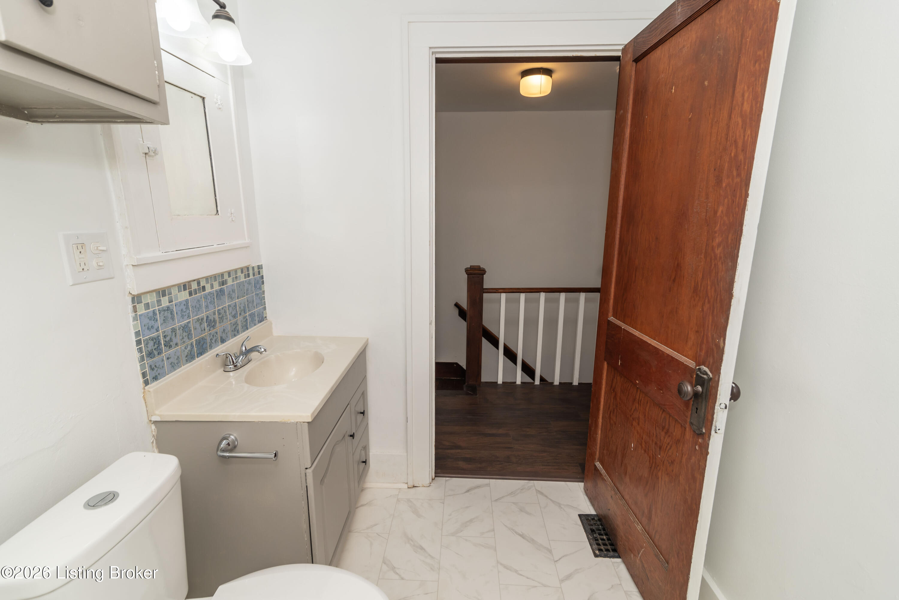 108 Mohawk Ave Property Photo 38