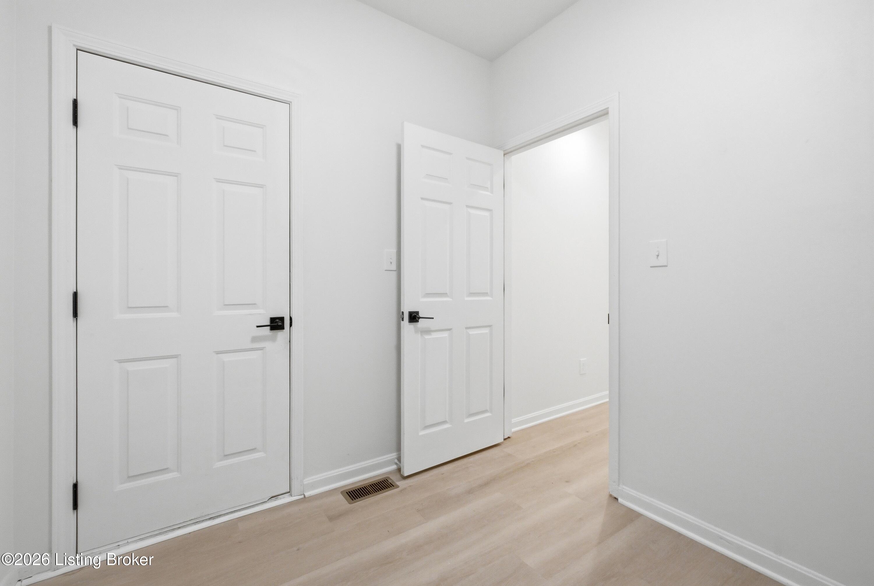 15424 Beckley Hills Dr Property Photo 21