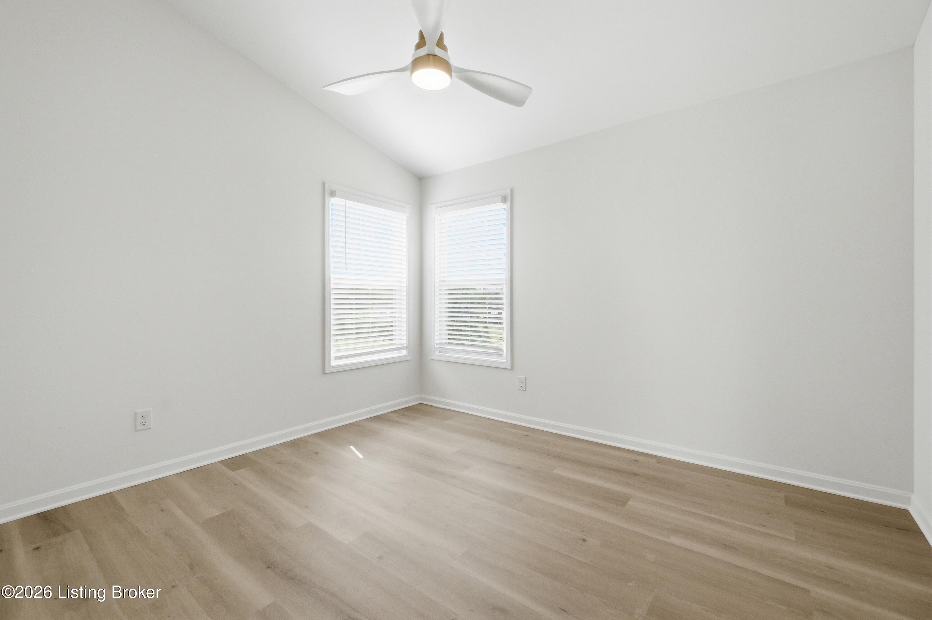 15424 Beckley Hills Dr Property Photo 34