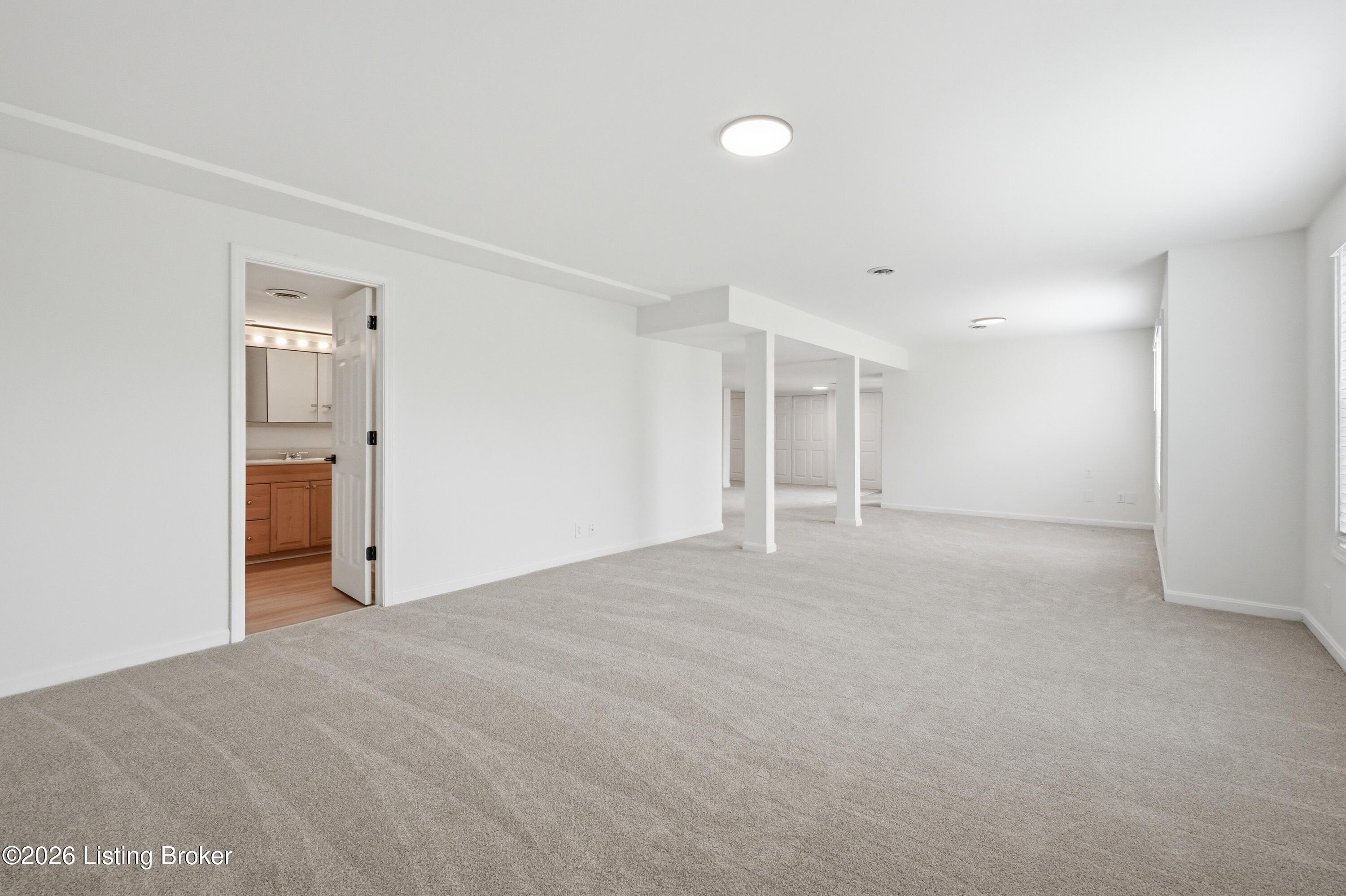 15424 Beckley Hills Dr Property Photo 45