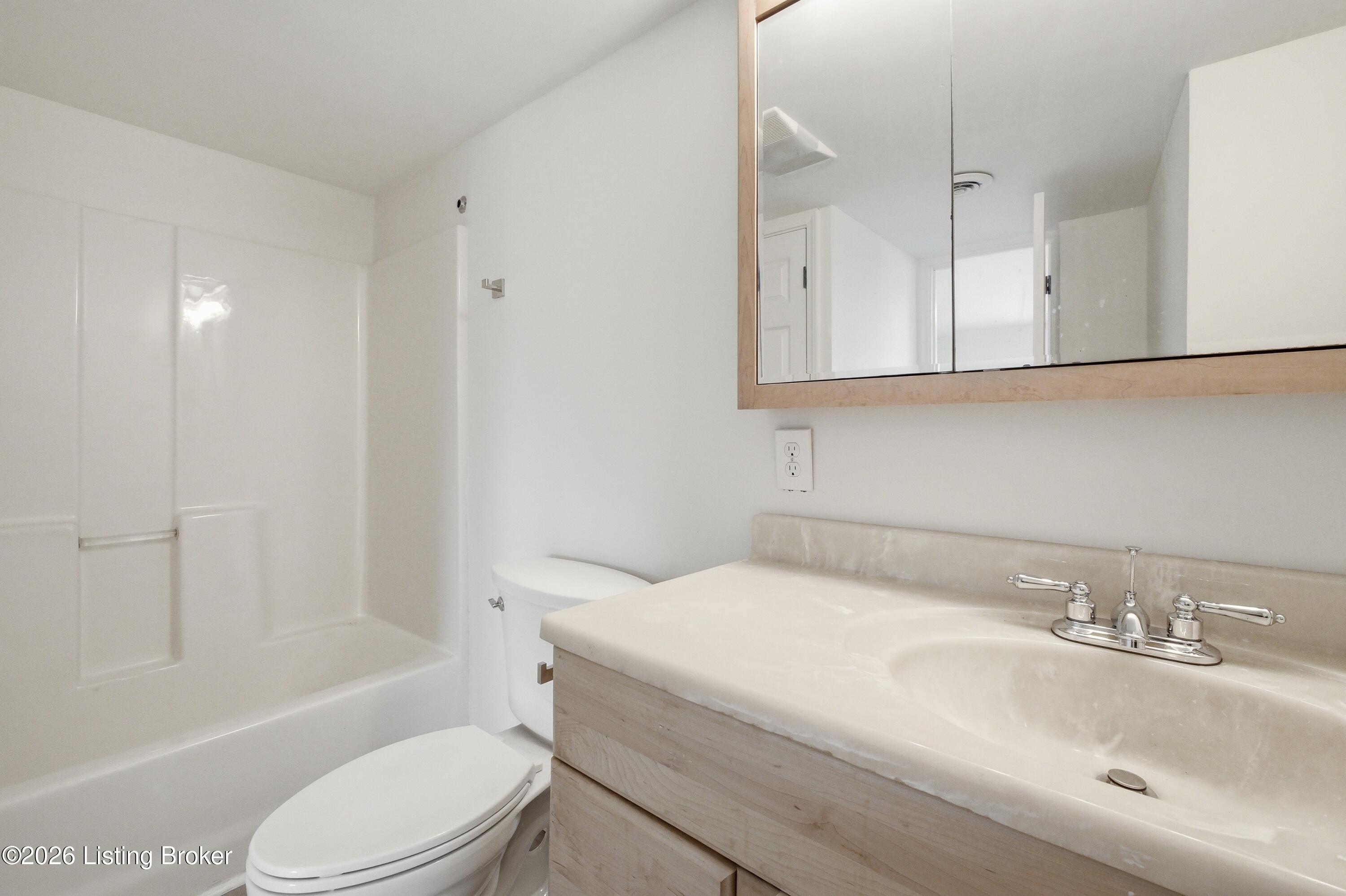 15424 Beckley Hills Dr Property Photo 48