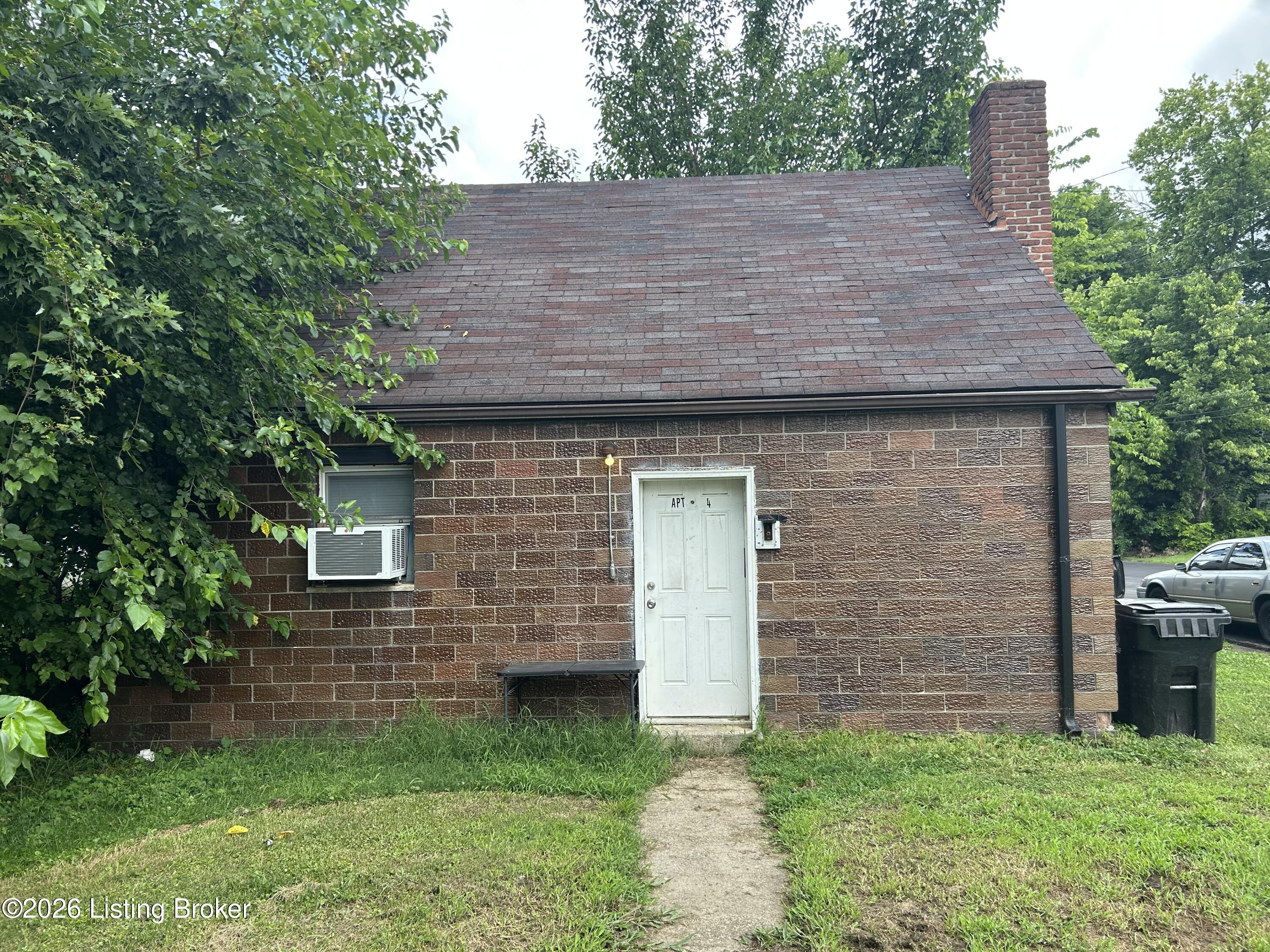 3254 Taylor Blvd Property Photo 10