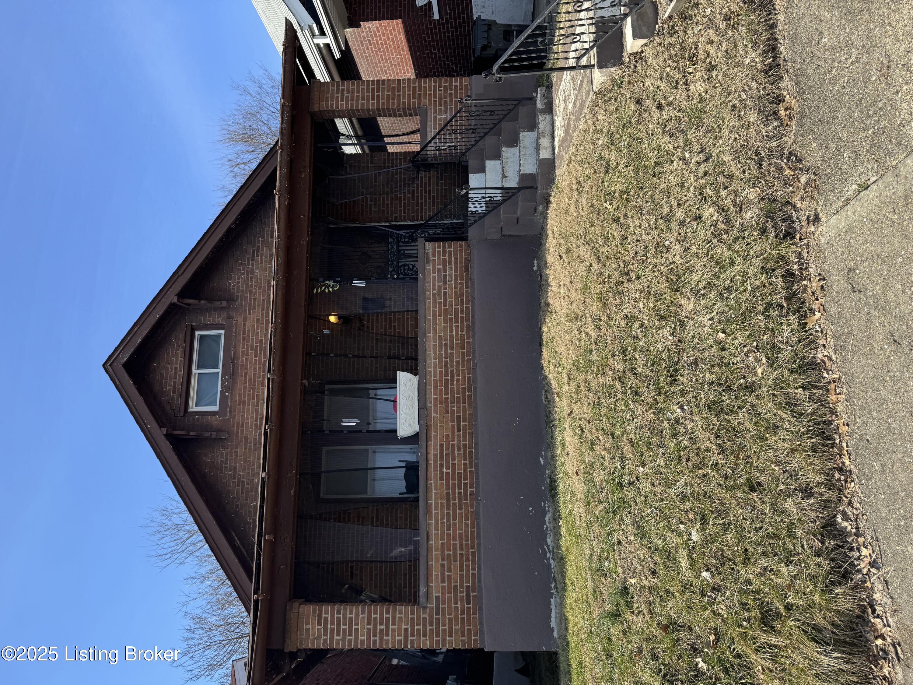 820 S 31st St Property Photo 1