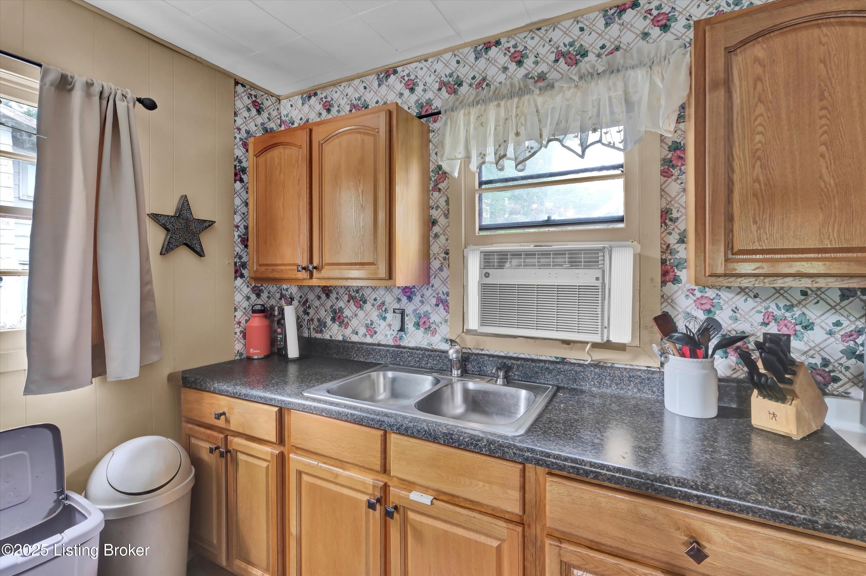 156 Skyline Dr Property Photo 21