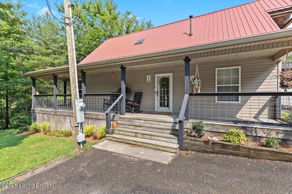 554 Pine Valley Ct Property Photo 4