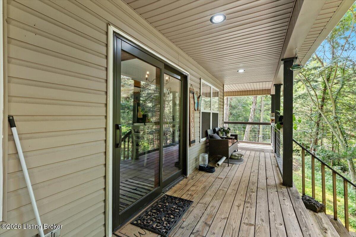 554 Pine Valley Ct Property Photo 32