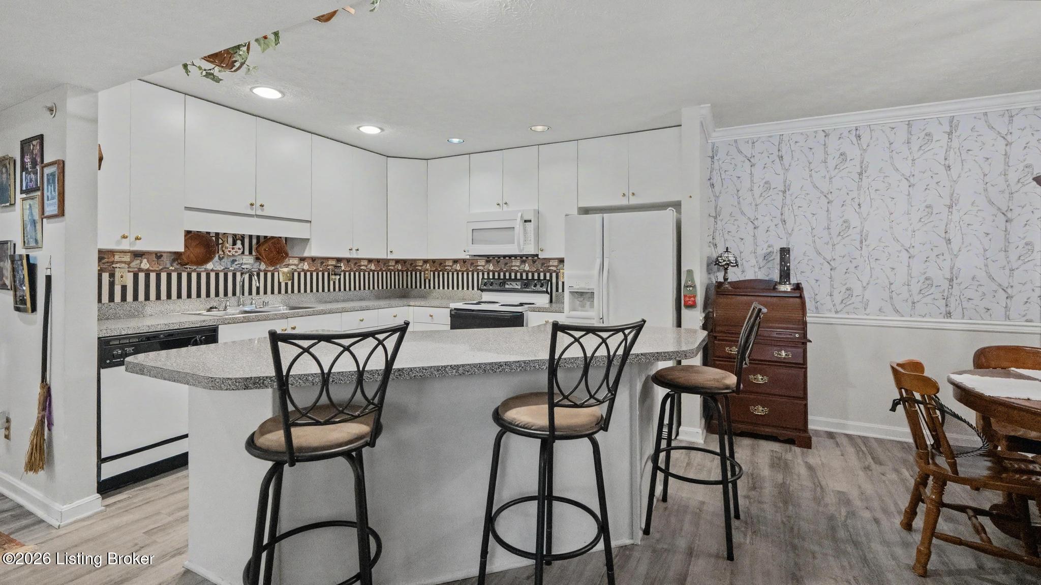 8508 Atrium Dr 1101 Property Photo 11