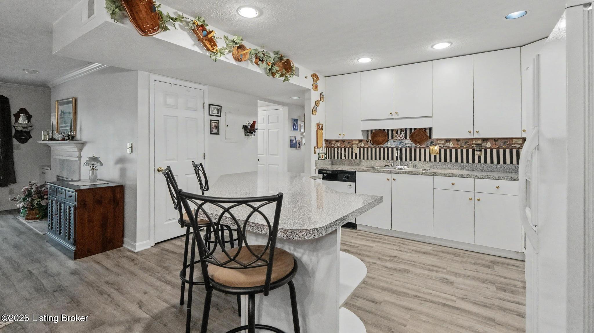 8508 Atrium Dr 1101 Property Photo 12