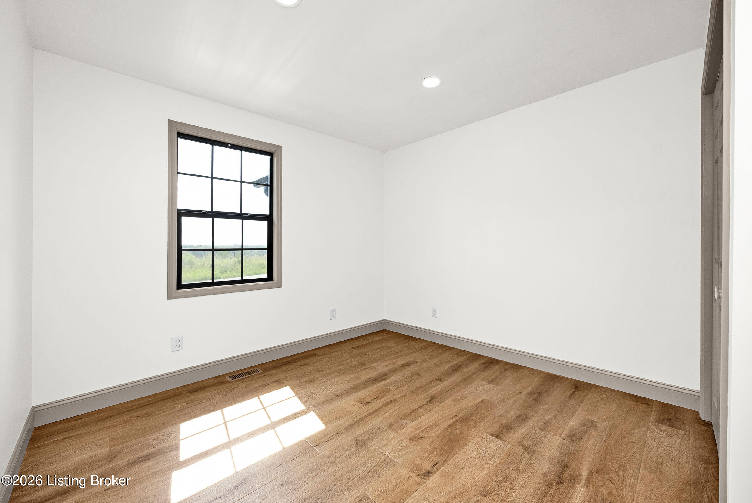 2797 Wabash Rd Property Photo 16