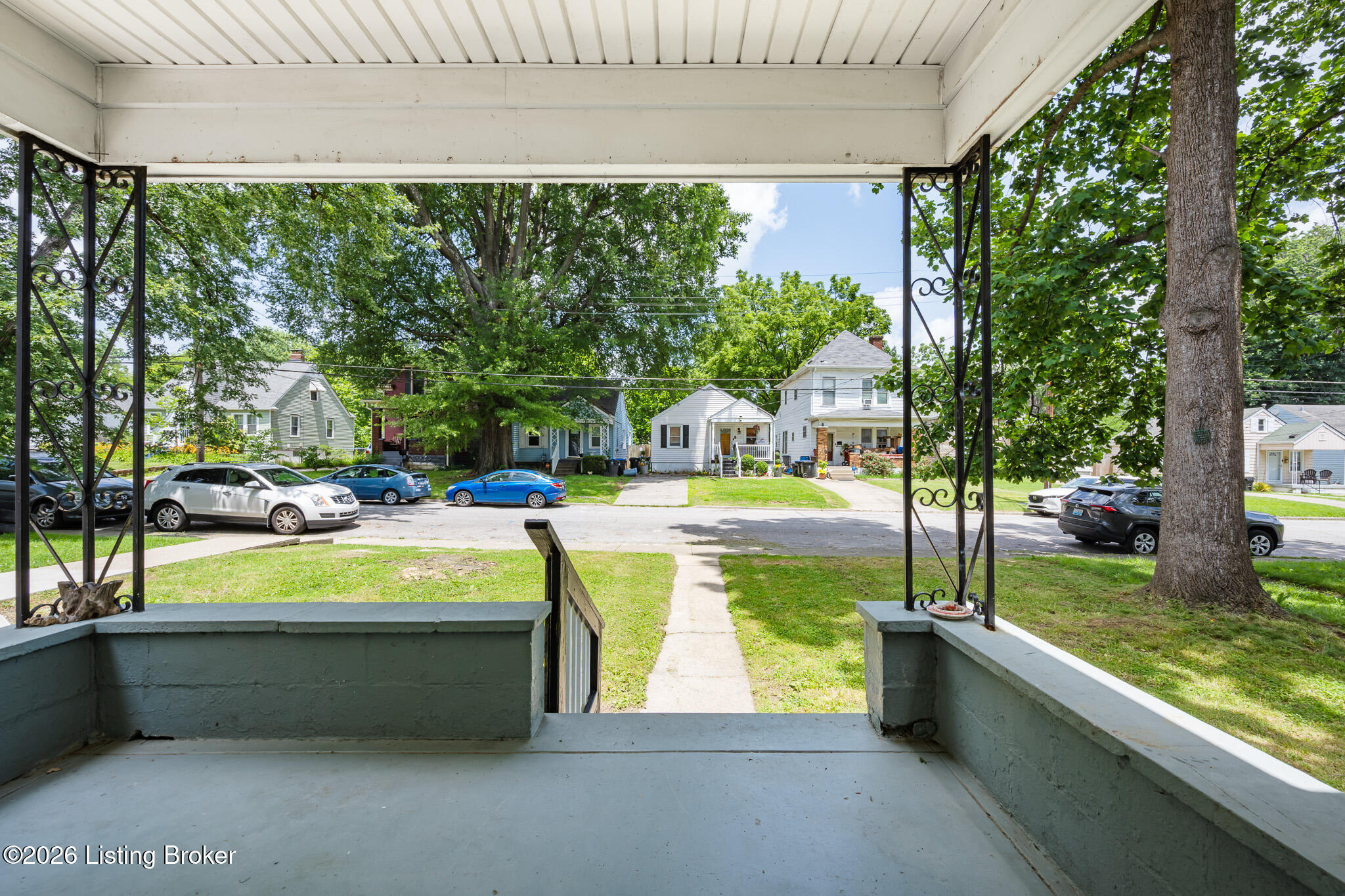 1022 Walter Ave Property Photo 5