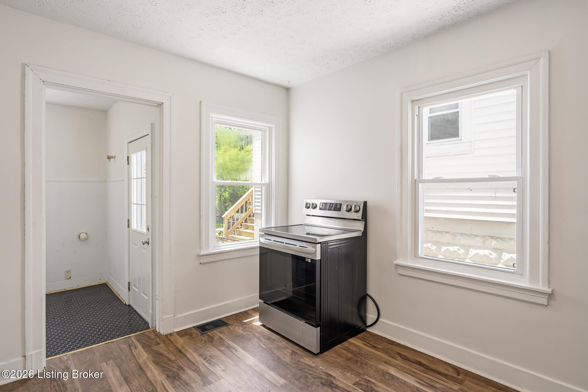 1022 Walter Ave Property Photo 19