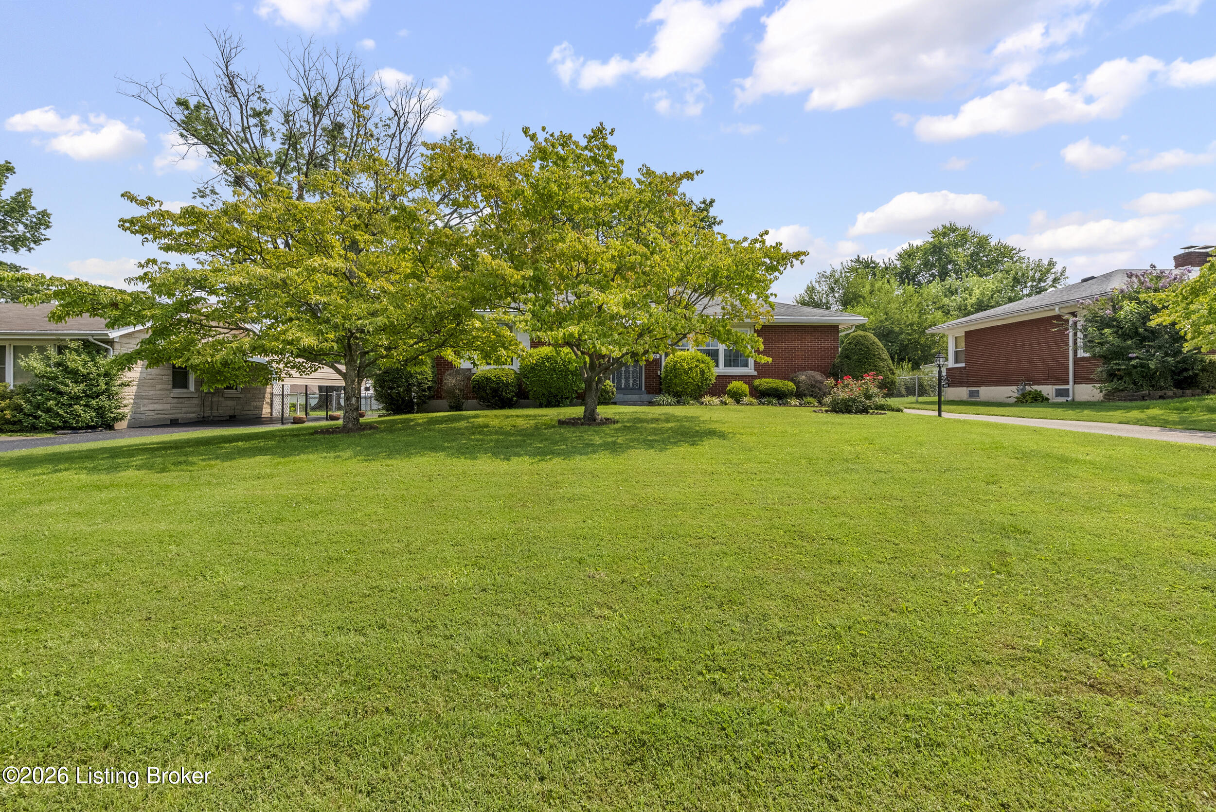 8605 Smithton Rd Property Photo 40