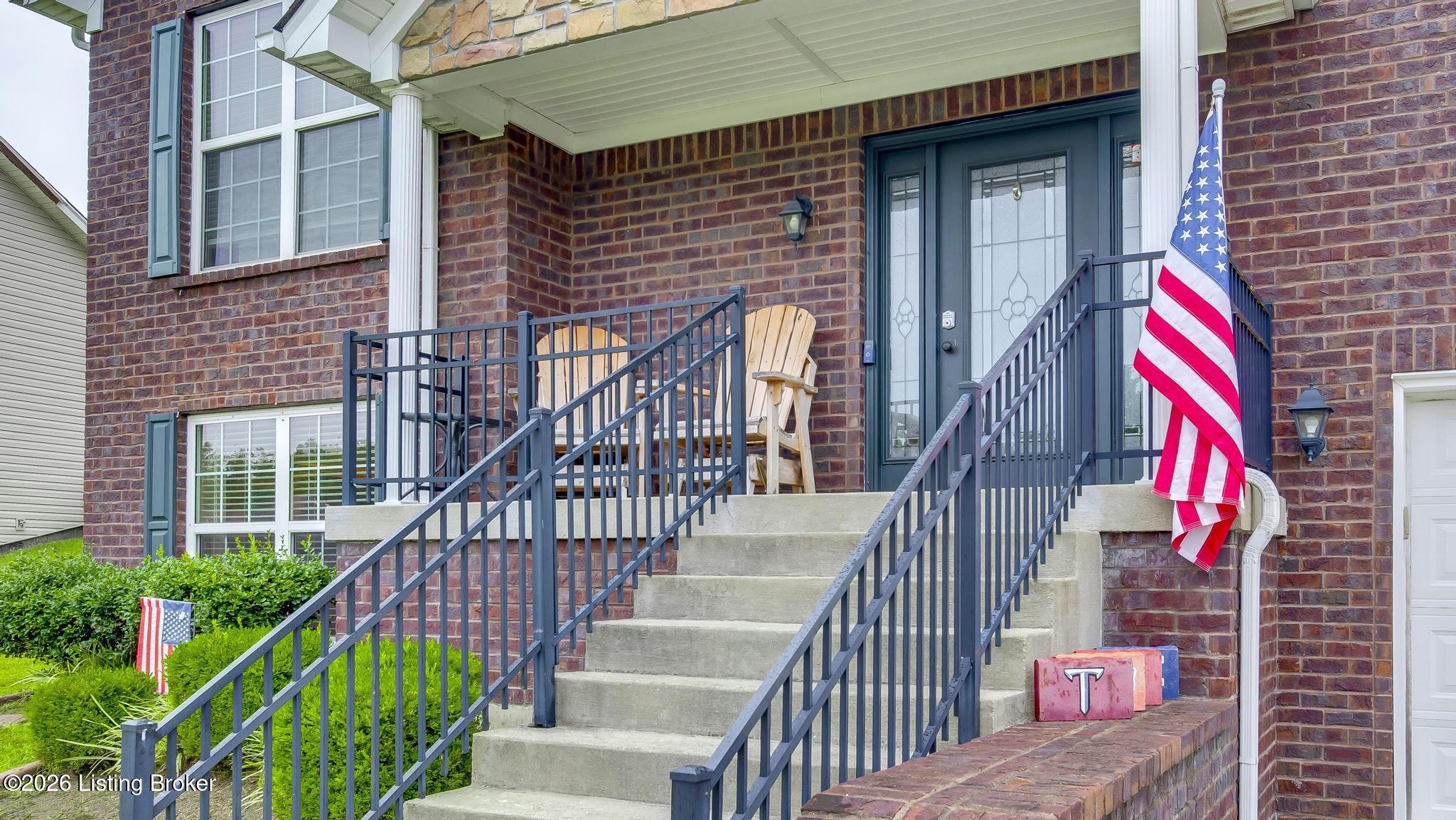 11109 Pebble Trace Property Photo 2