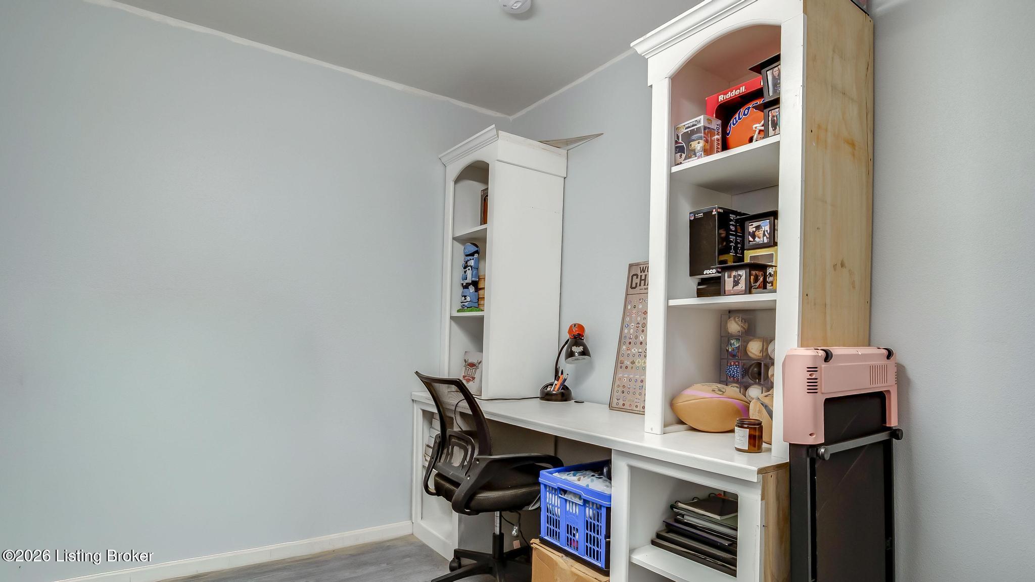 11109 Pebble Trace Property Photo 24
