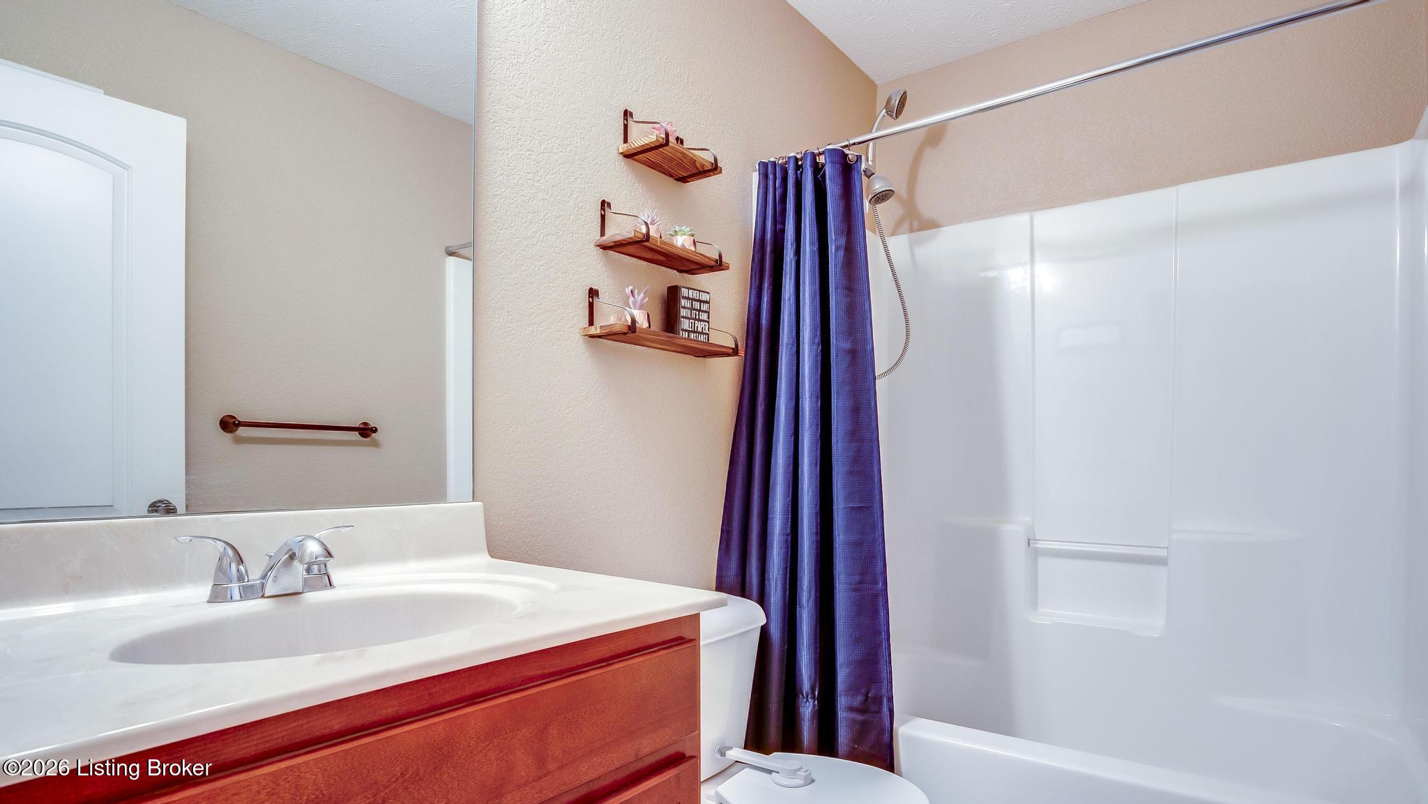 11109 Pebble Trace Property Photo 36