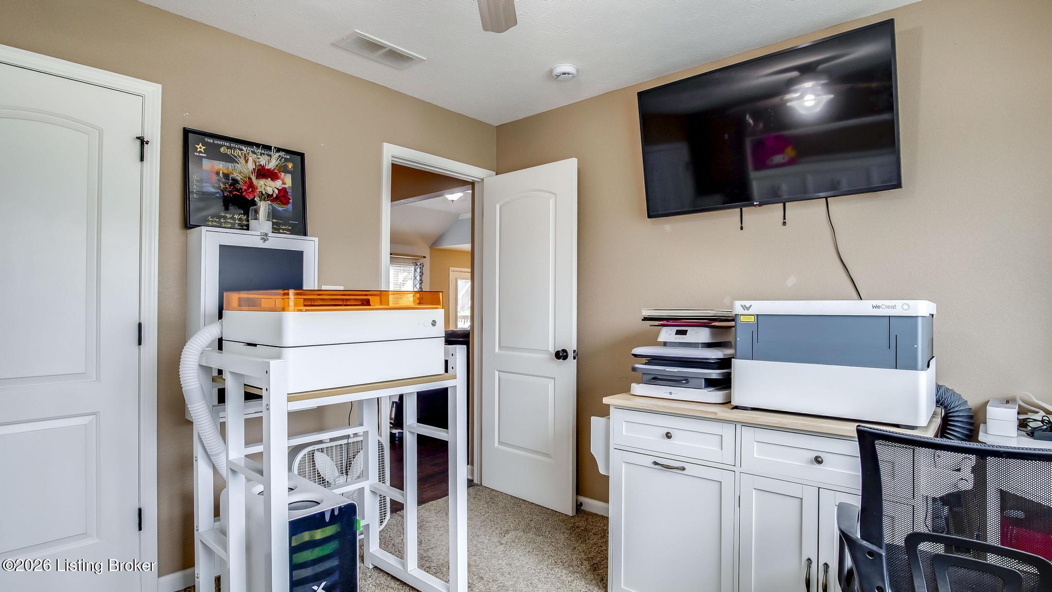 11109 Pebble Trace Property Photo 39
