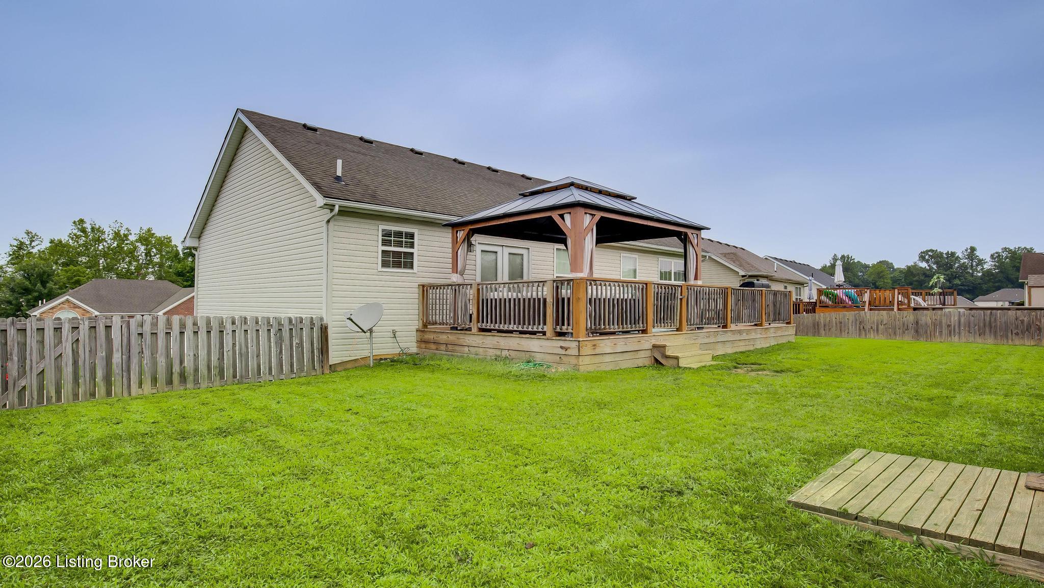 11109 Pebble Trace Property Photo 43