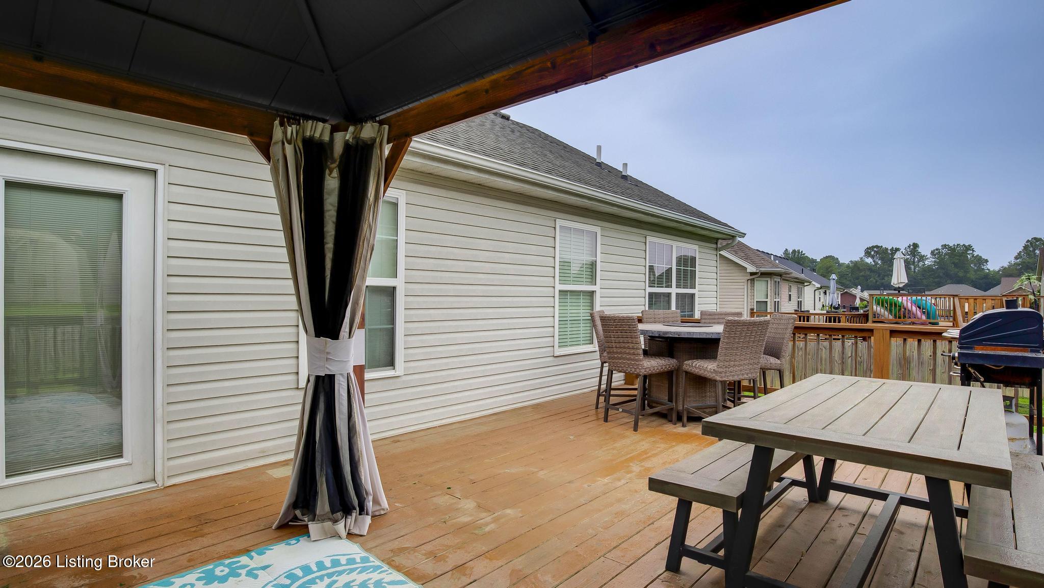 11109 Pebble Trace Property Photo 48