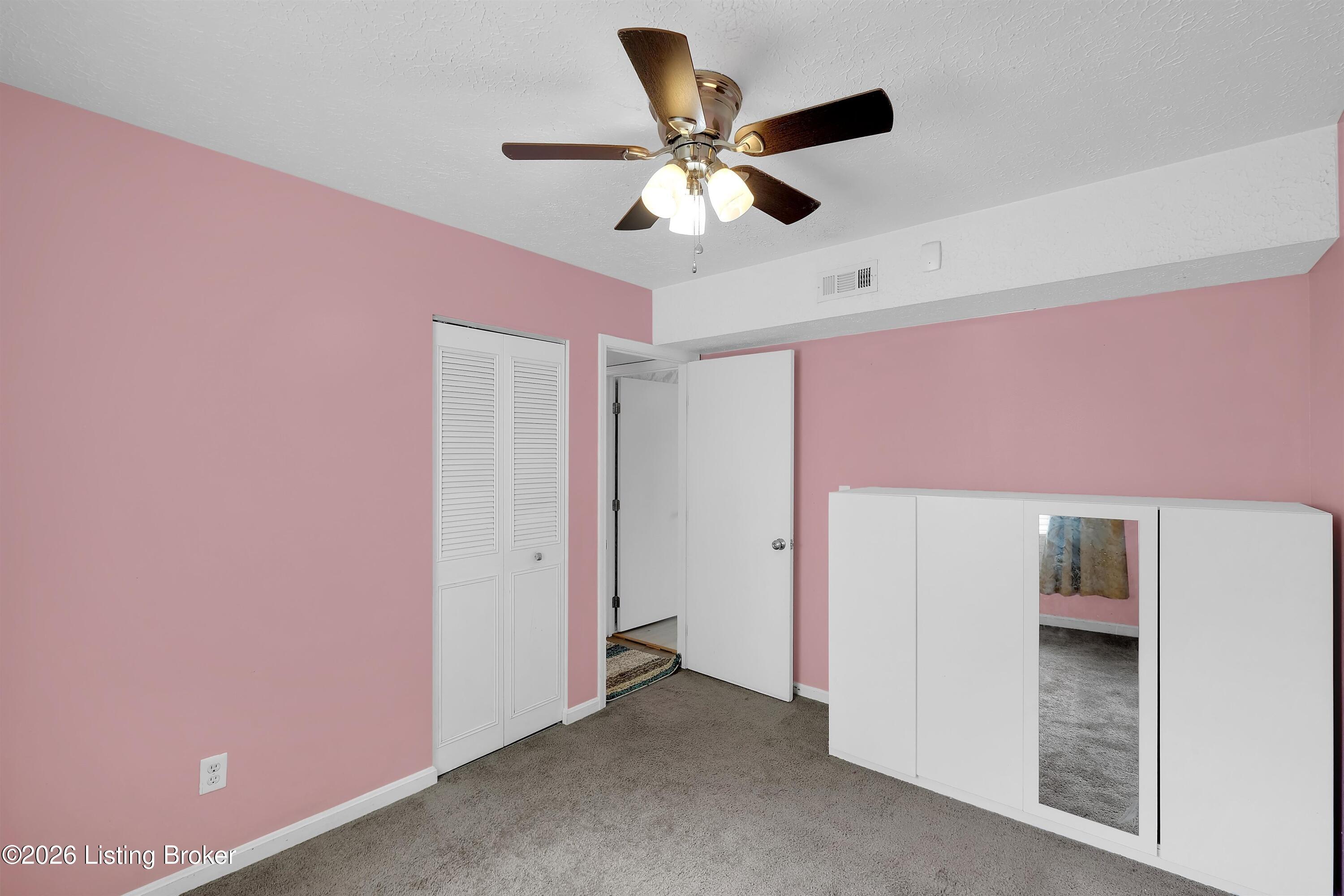 3800 Hillcross Dr Property Photo 22