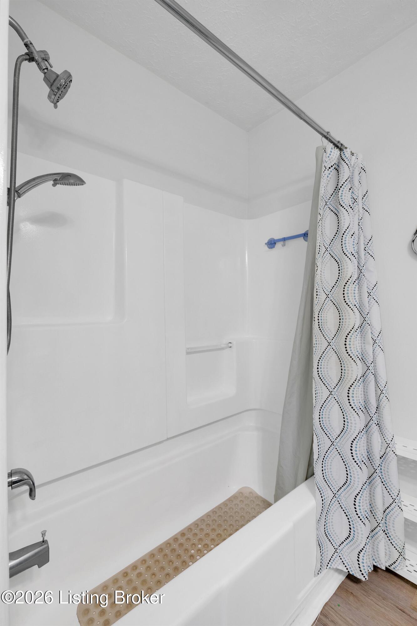 3800 Hillcross Dr Property Photo 24