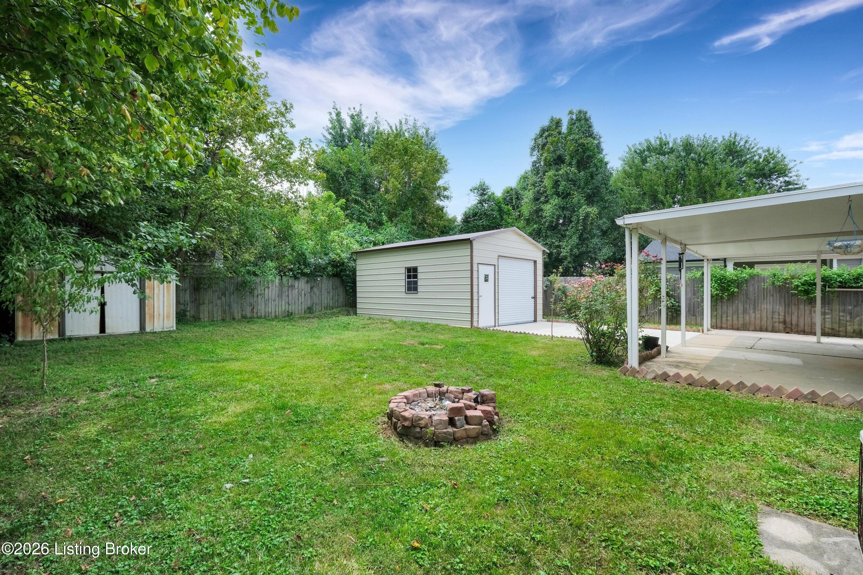 3800 Hillcross Dr Property Photo 35