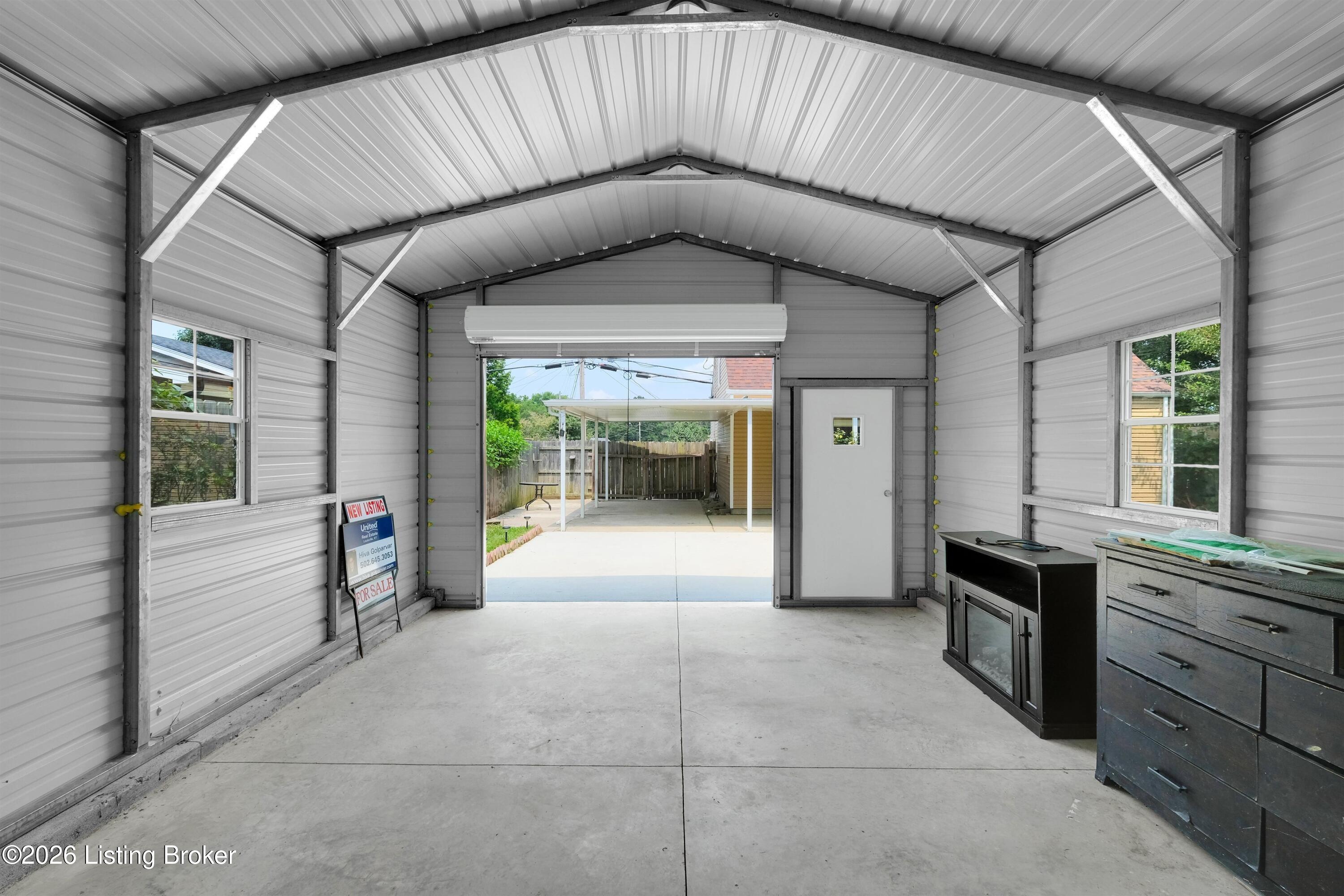 3800 Hillcross Dr Property Photo 40