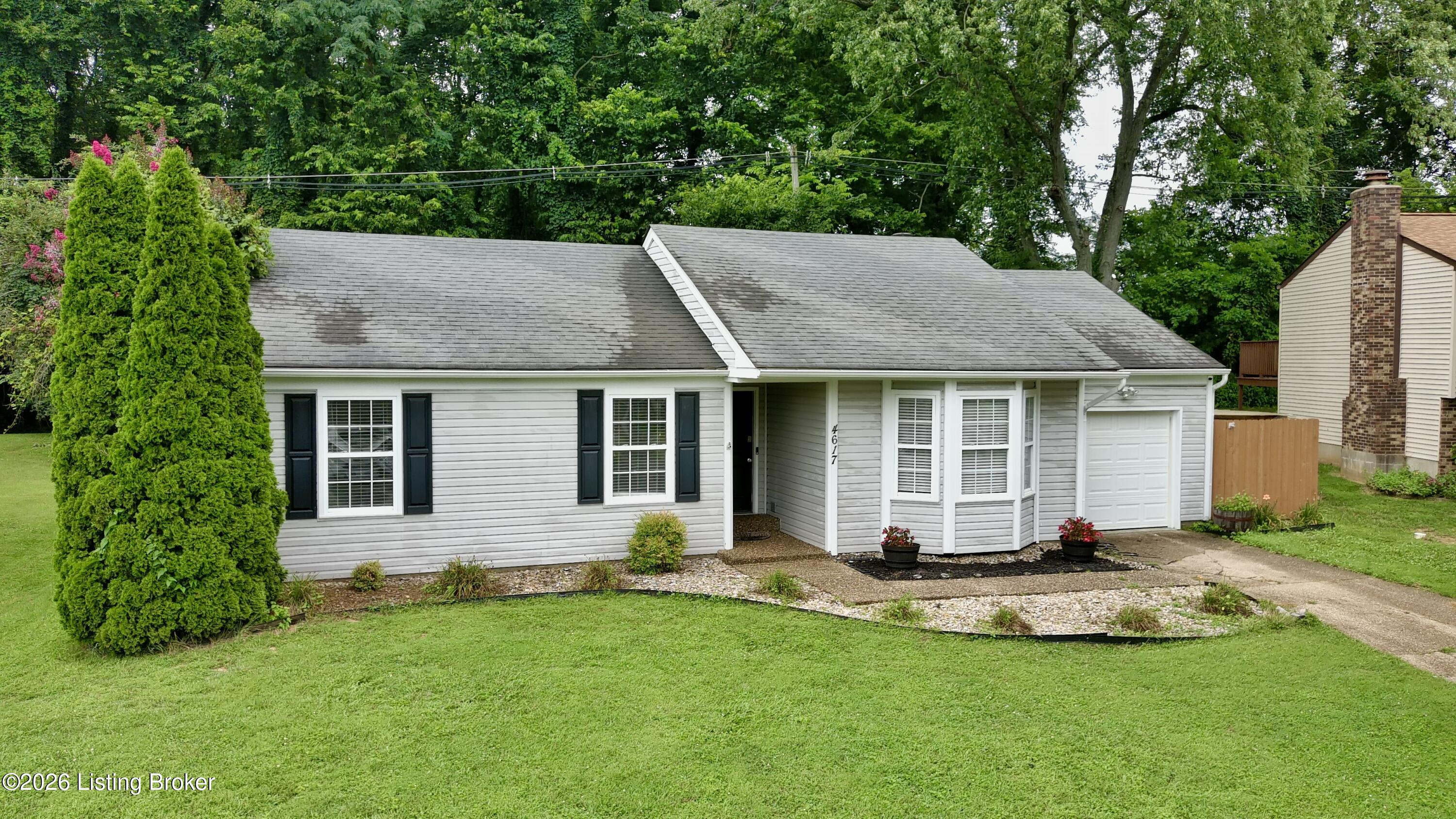 4617 Middleburg Ct Property Photo 2