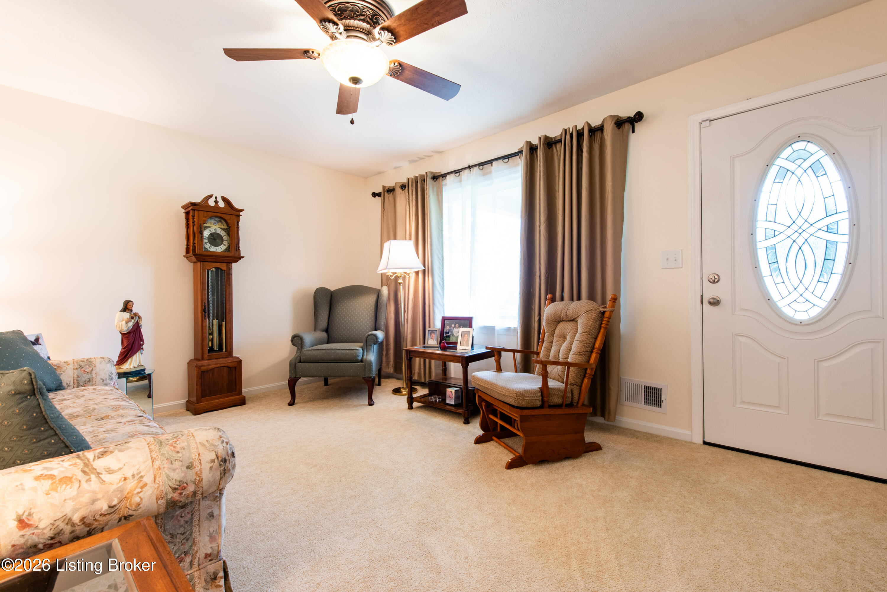 2602 Alps Rd Property Photo 4