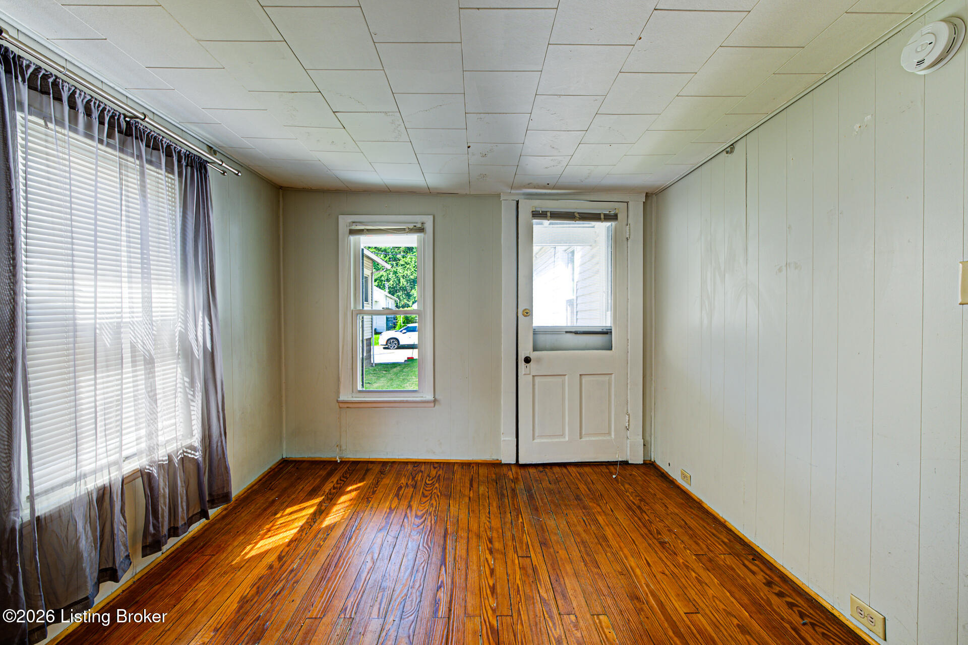 2123 Bradley Ave Property Photo 7
