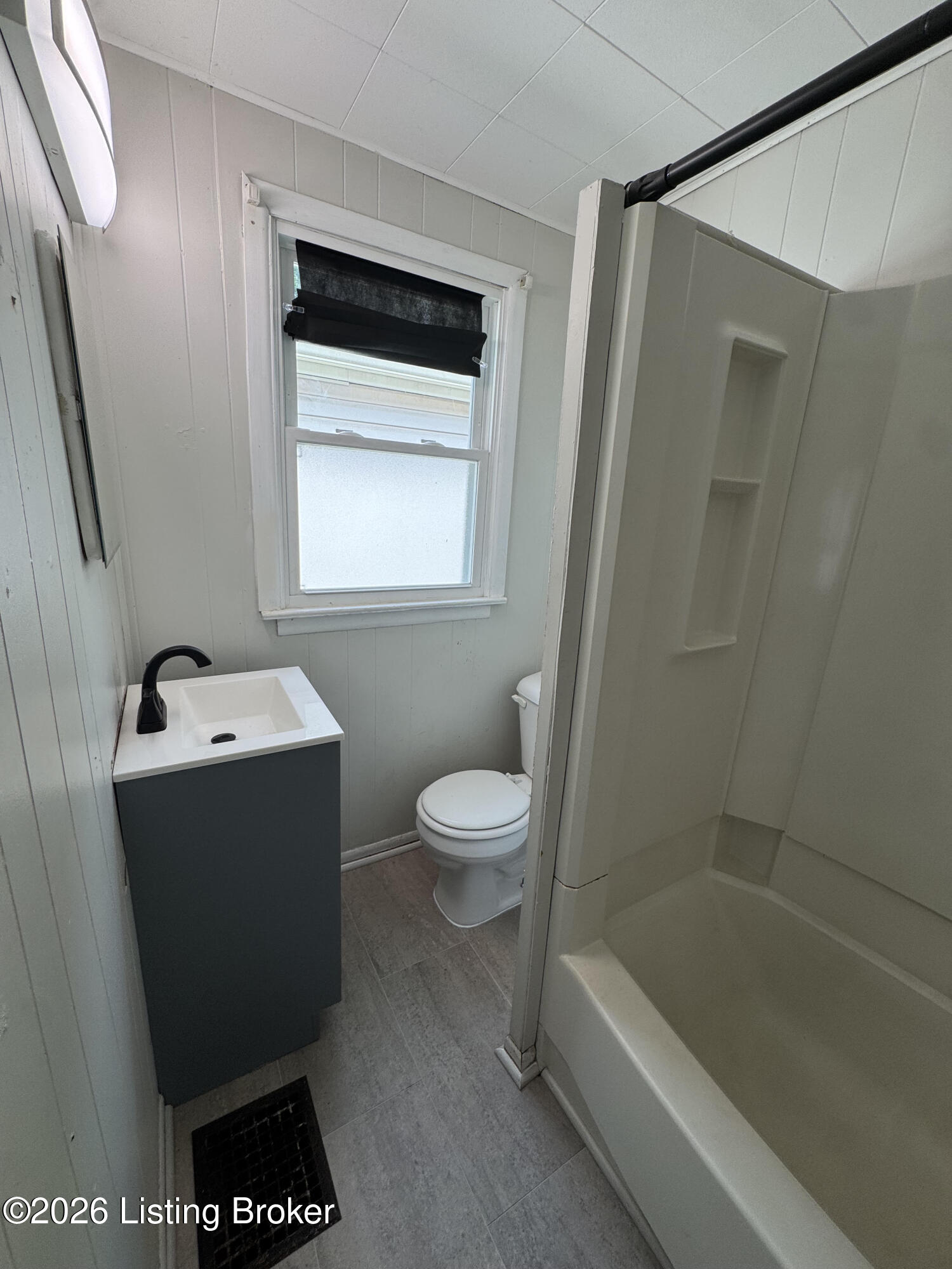 2123 Bradley Ave Property Photo 17