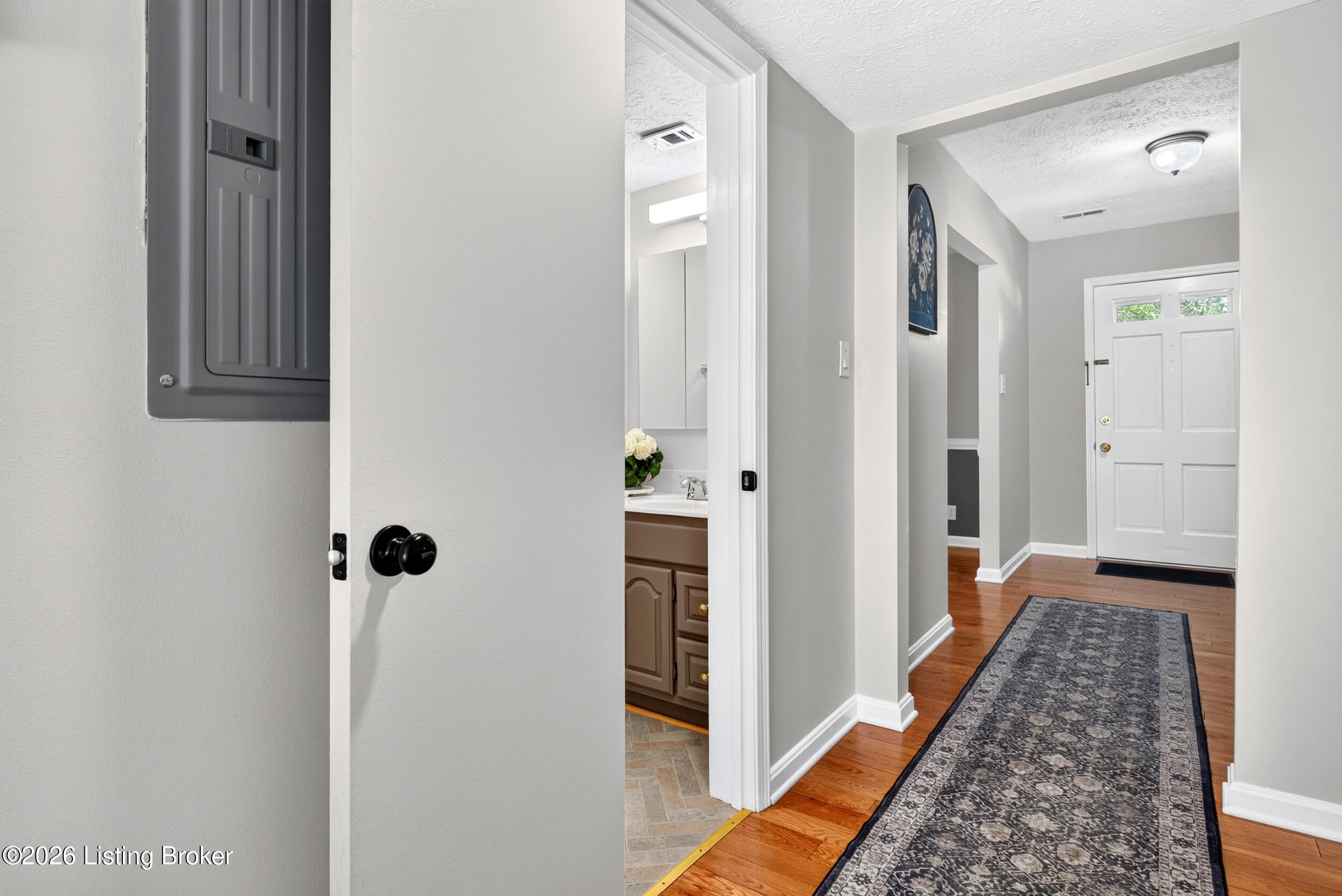 8134 Lake Terrace Property Photo 5