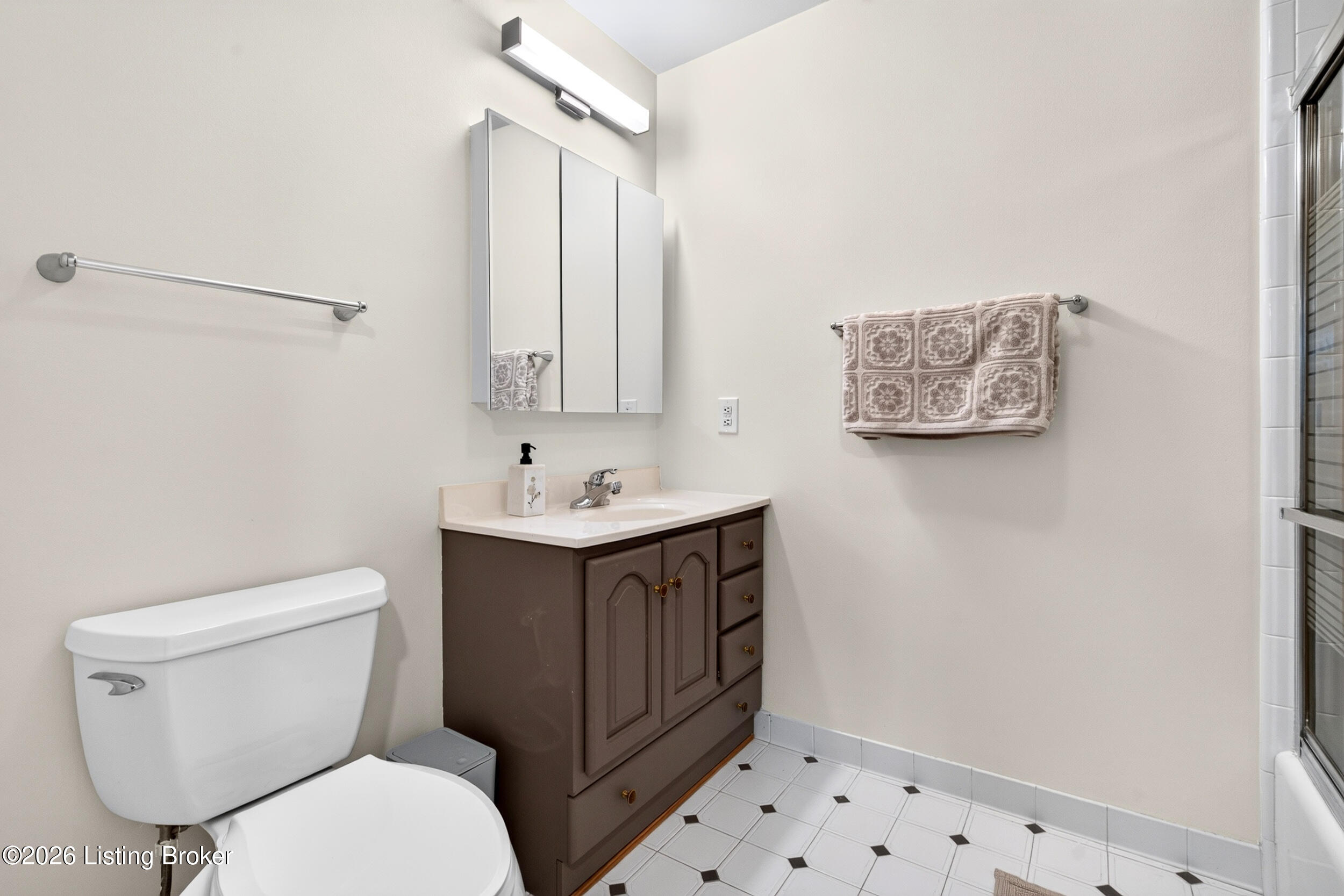 8134 Lake Terrace Property Photo 35