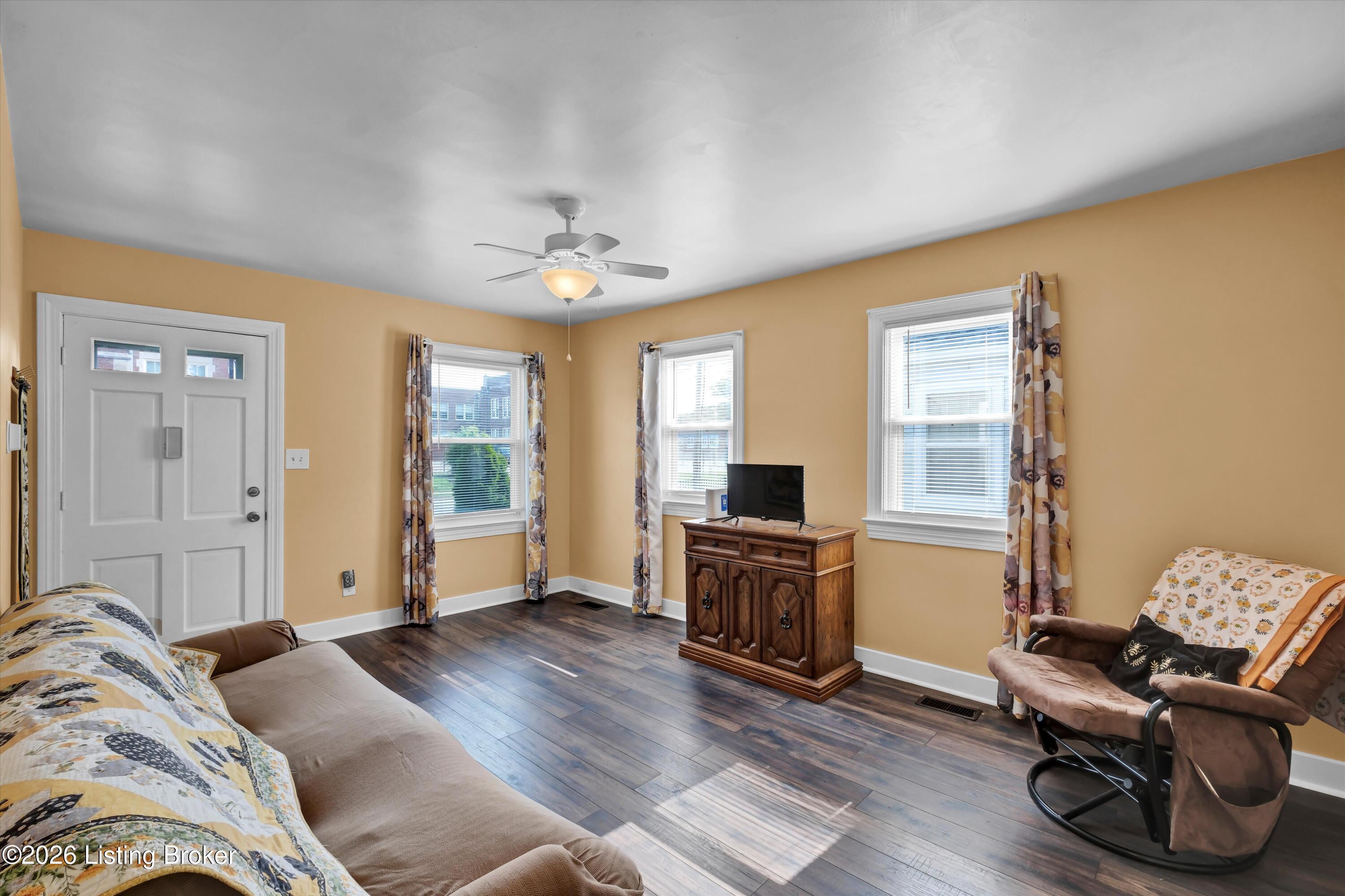 722 Brentwood Ave Property Photo 11