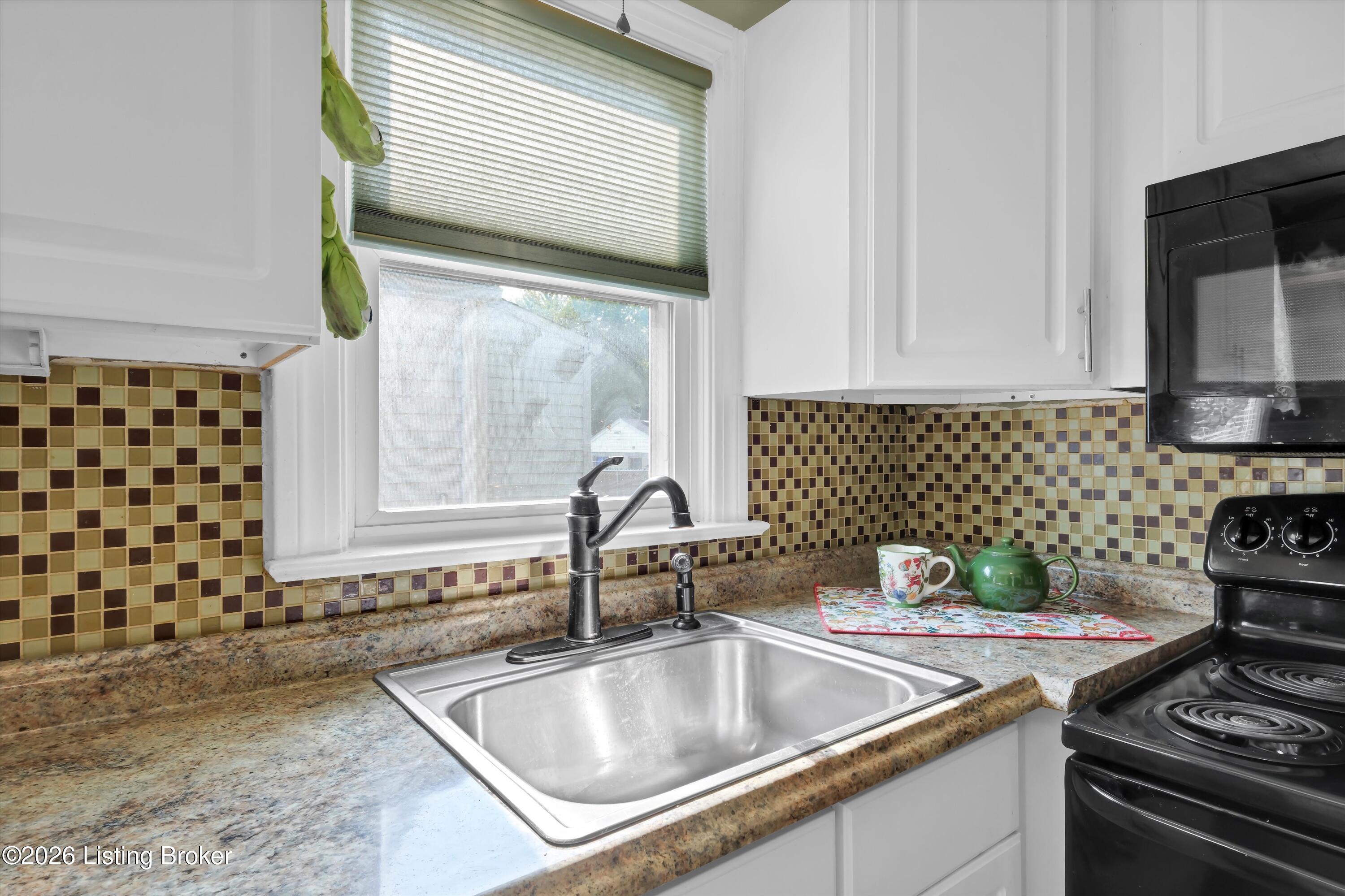 722 Brentwood Ave Property Photo 13