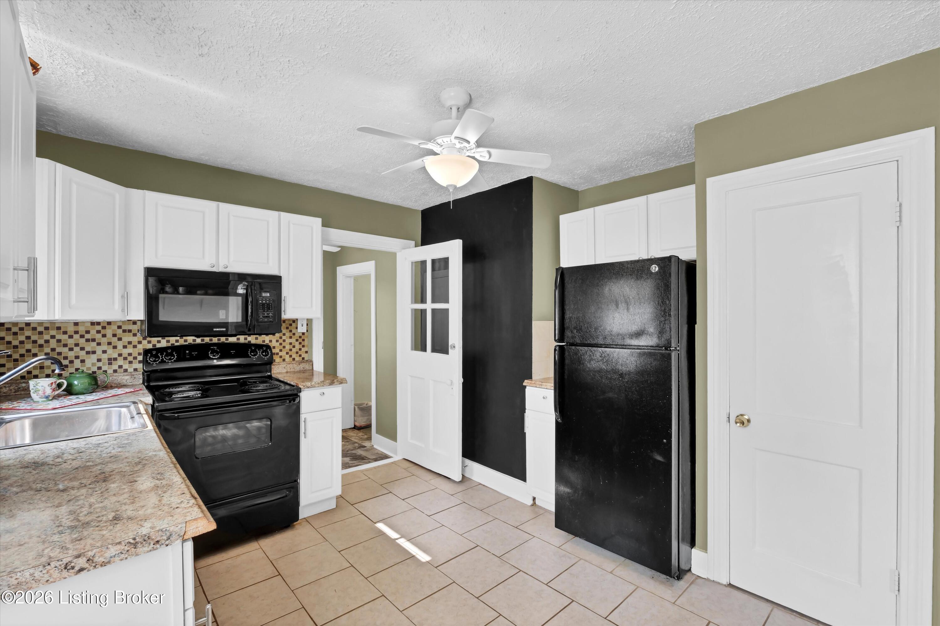 722 Brentwood Ave Property Photo 17