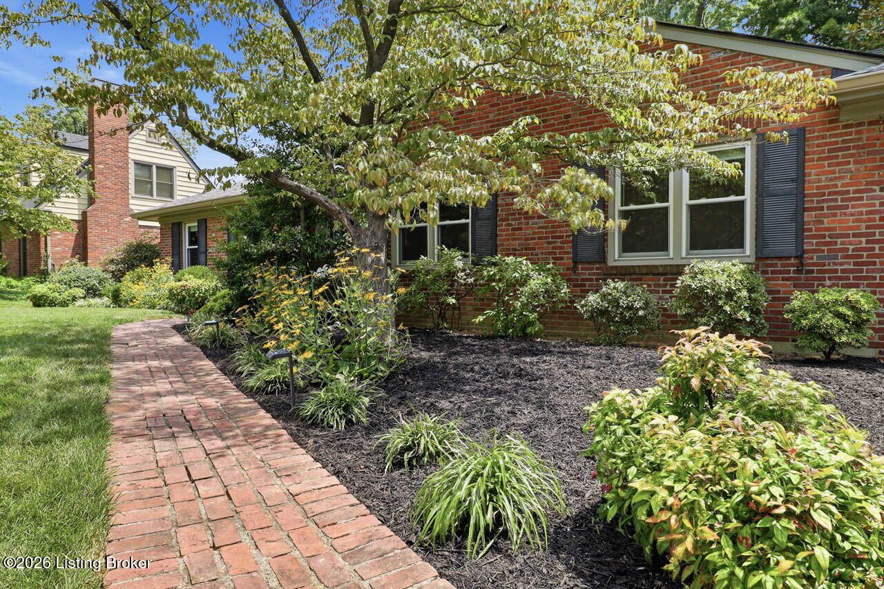 7608 Springvale Dr Property Photo 5