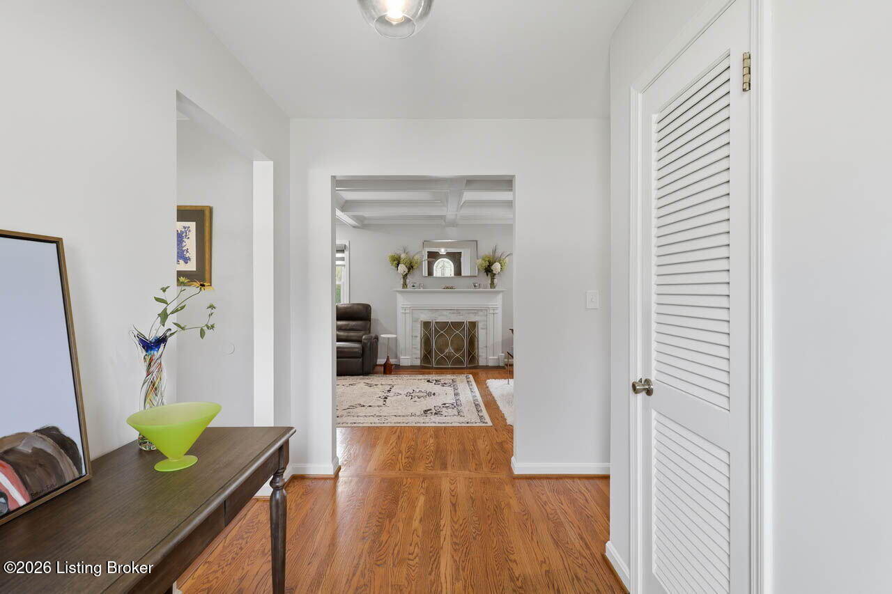7608 Springvale Dr Property Photo 8