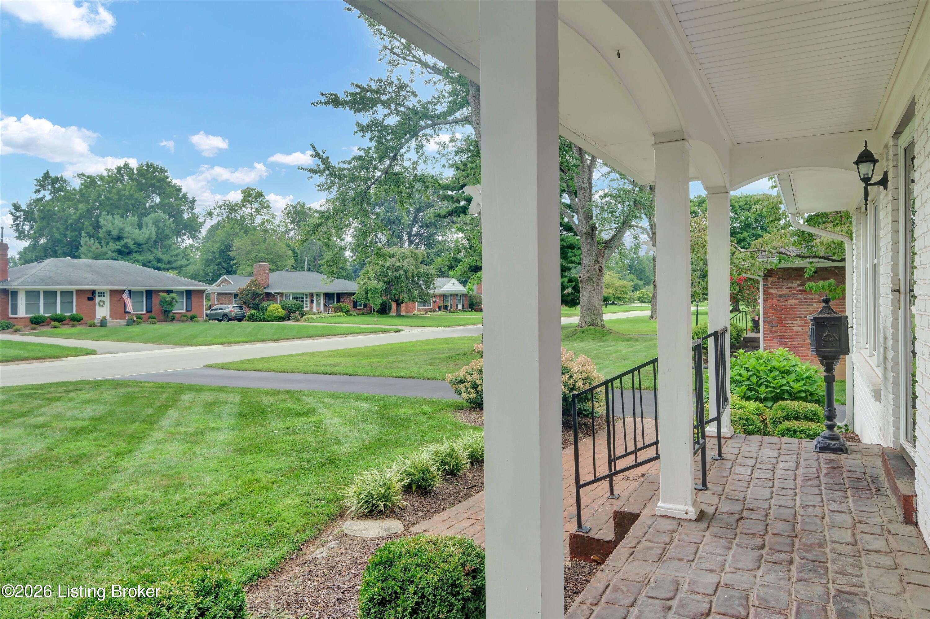 6901 Greenlawn Rd Property Photo 4