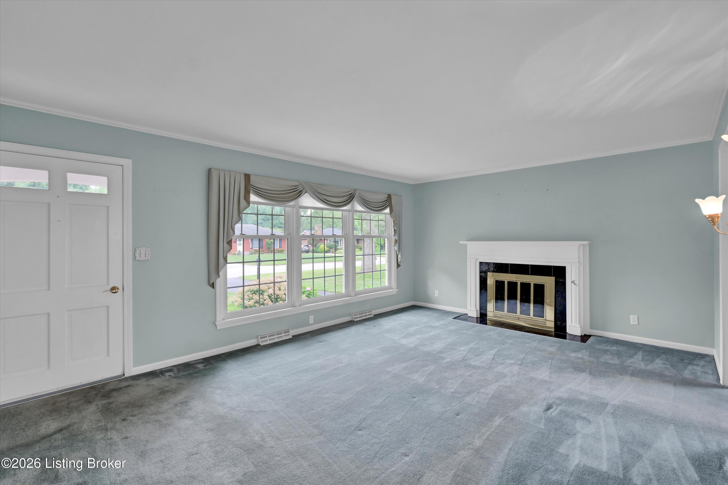 6901 Greenlawn Rd Property Photo 6