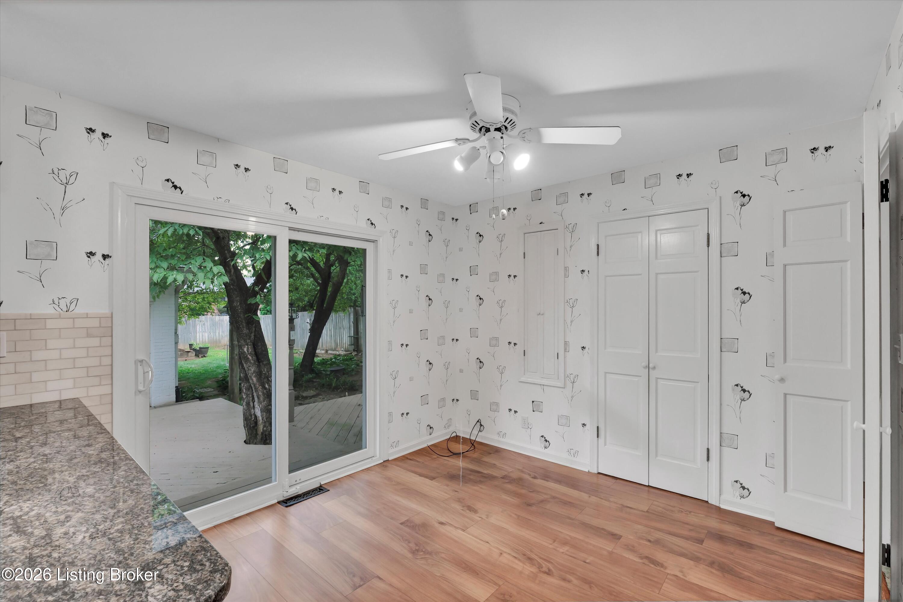 6901 Greenlawn Rd Property Photo 15