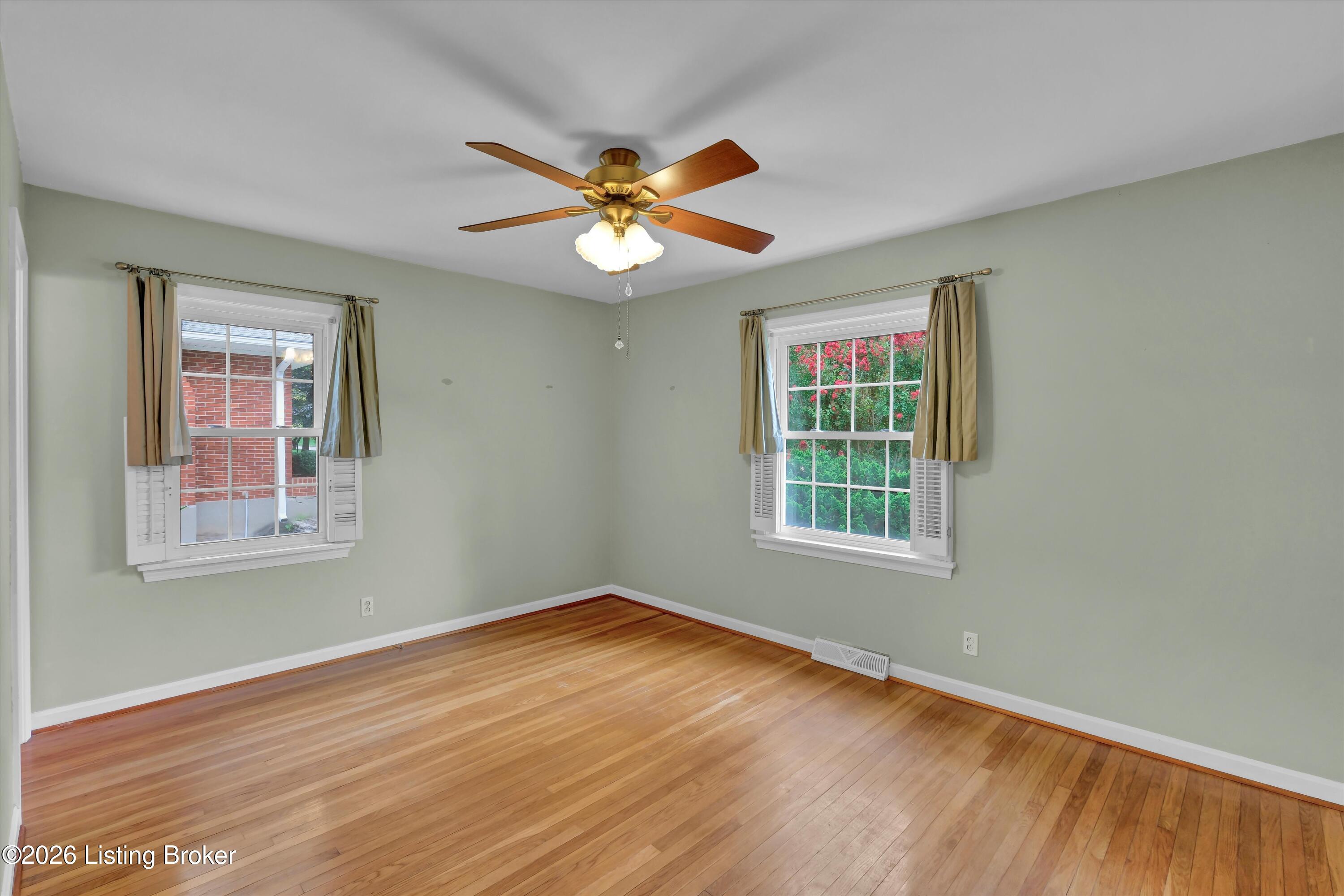 6901 Greenlawn Rd Property Photo 18