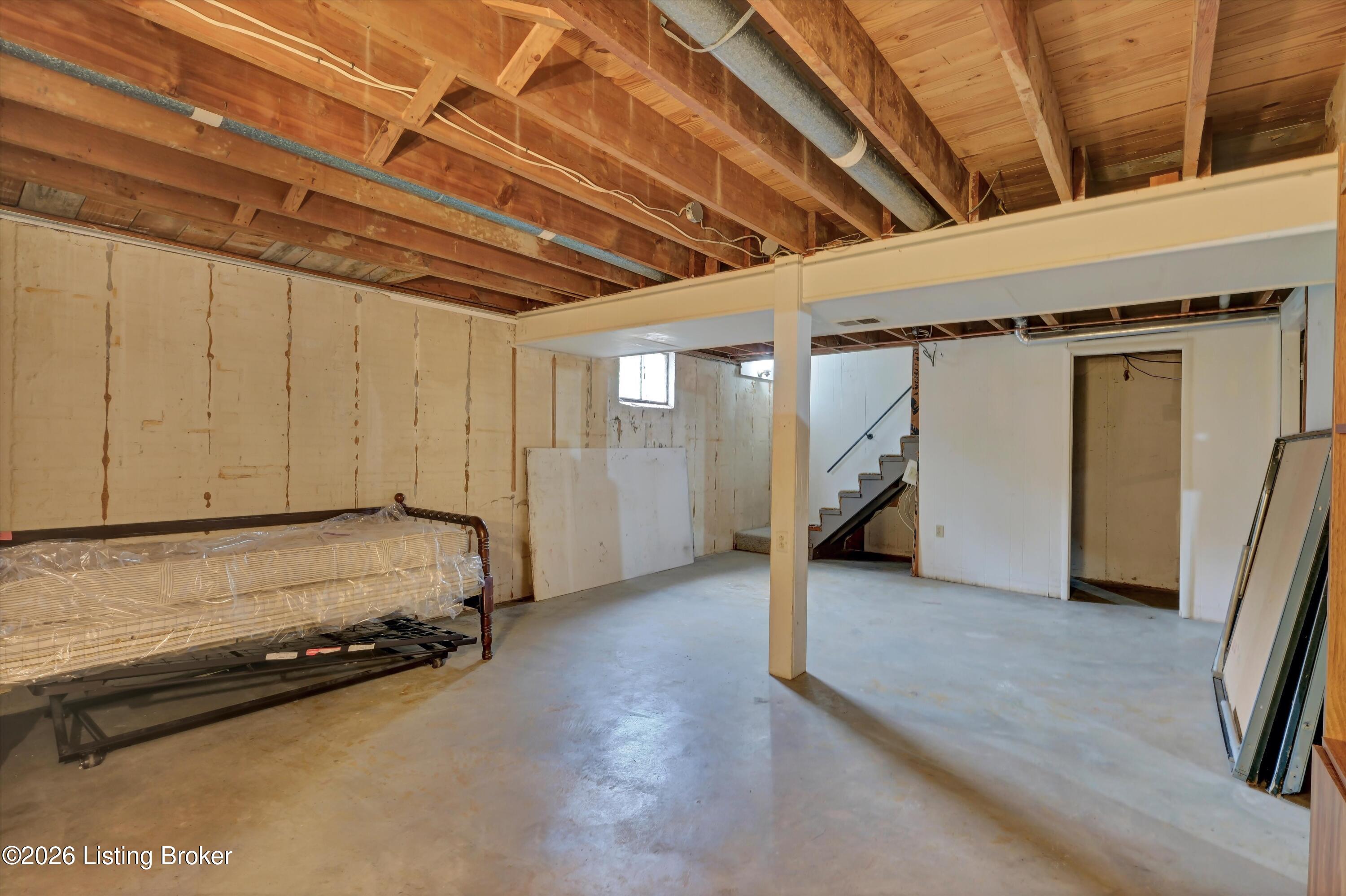 6901 Greenlawn Rd Property Photo 29
