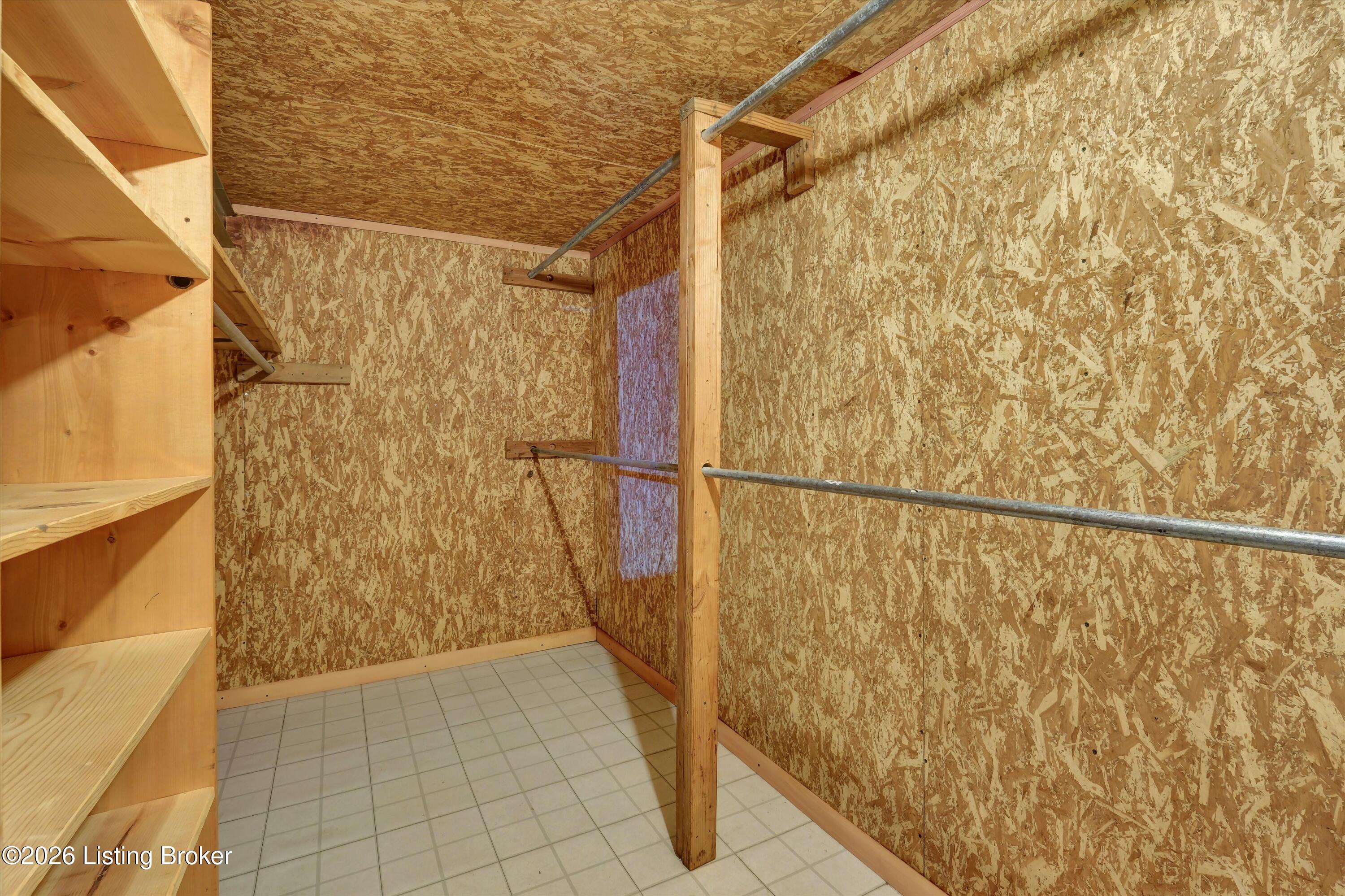 6901 Greenlawn Rd Property Photo 31
