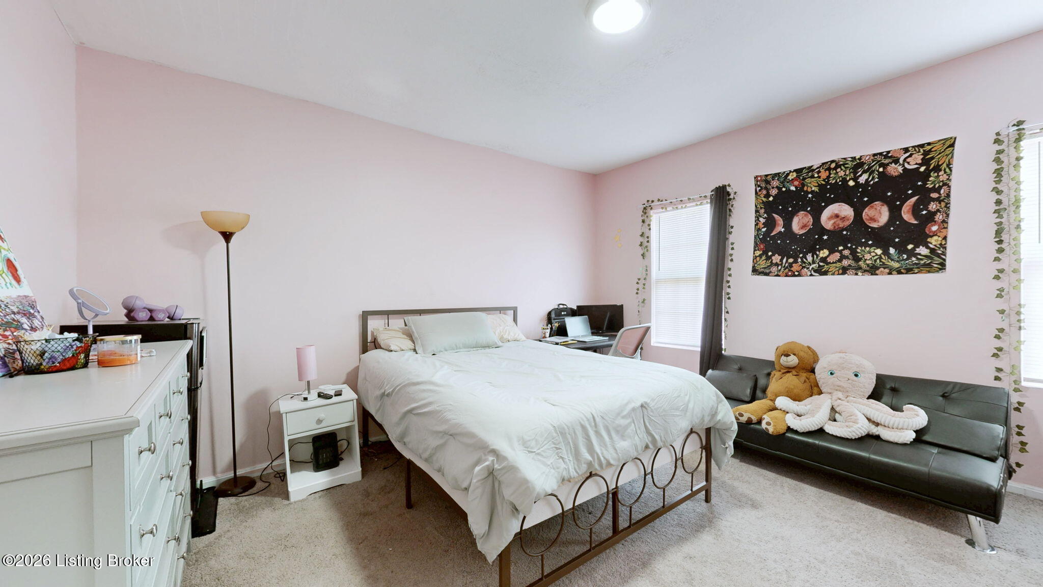 2122 W Burnett Ave Property Photo 15
