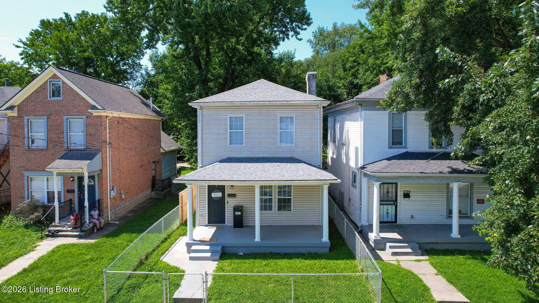 2122 W Burnett Ave Property Photo 31