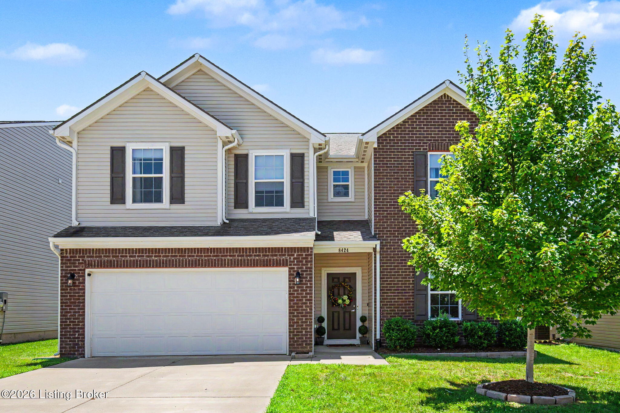 8424 Warbler Branch Way Property Photo 1