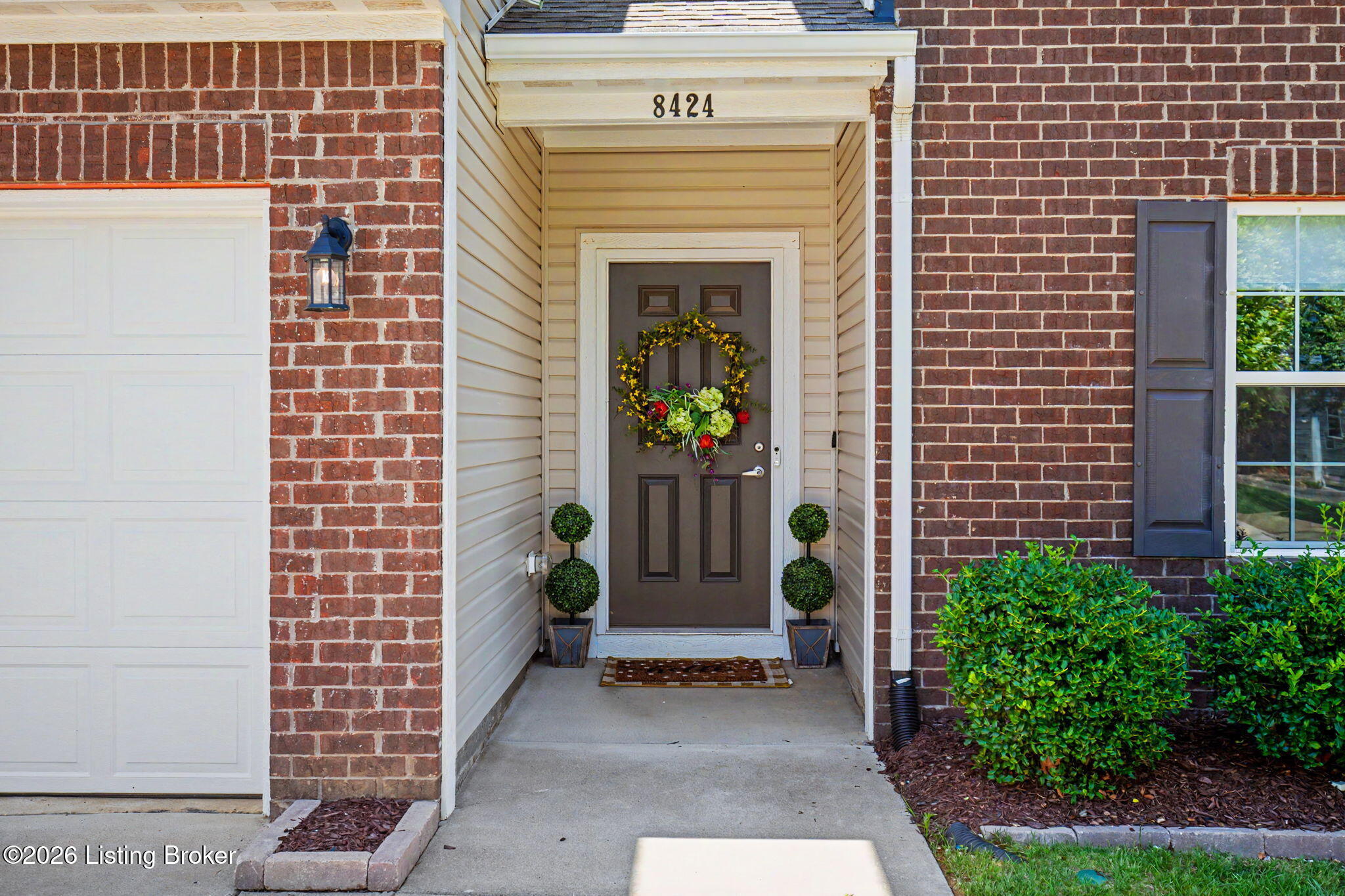 8424 Warbler Branch Way Property Photo 2